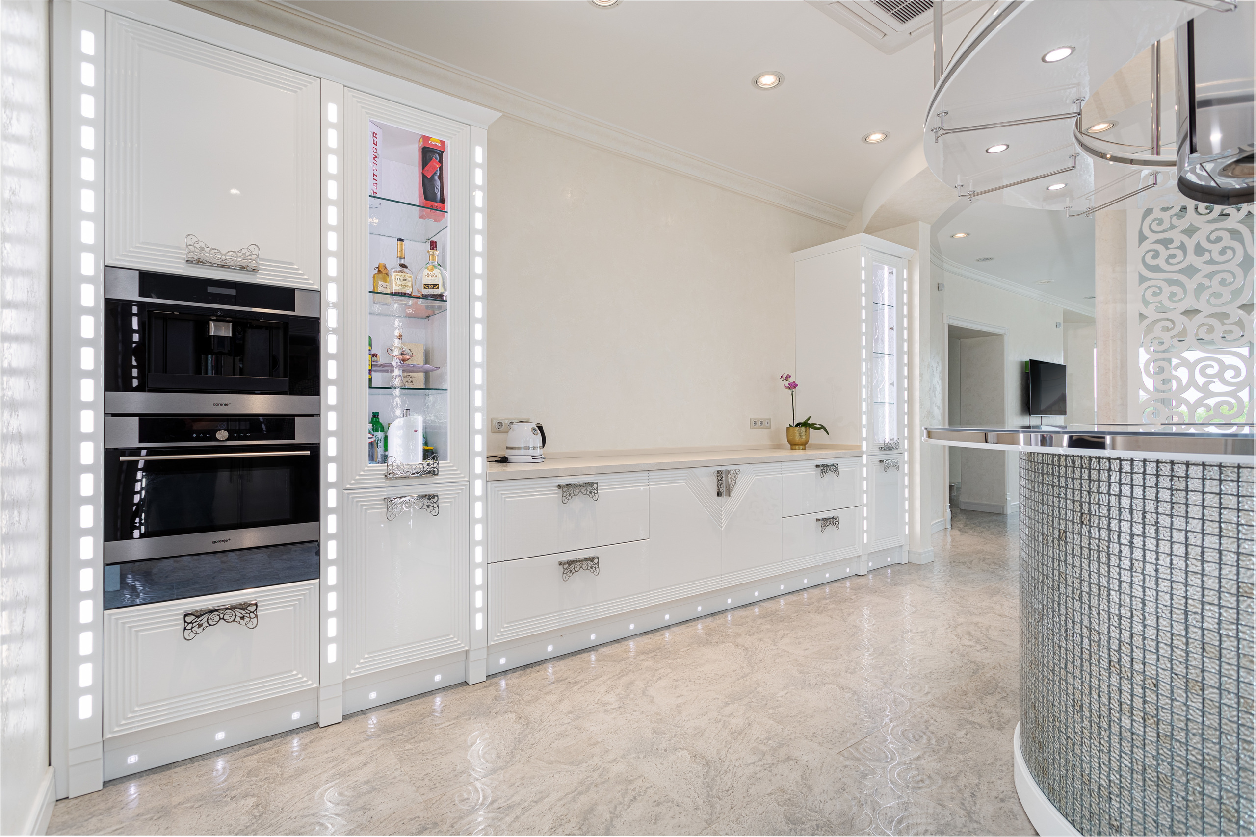 Съемка интерьеров кухонь. Максим Бондарев, коммерческий фотограф для бизнеса | Курск