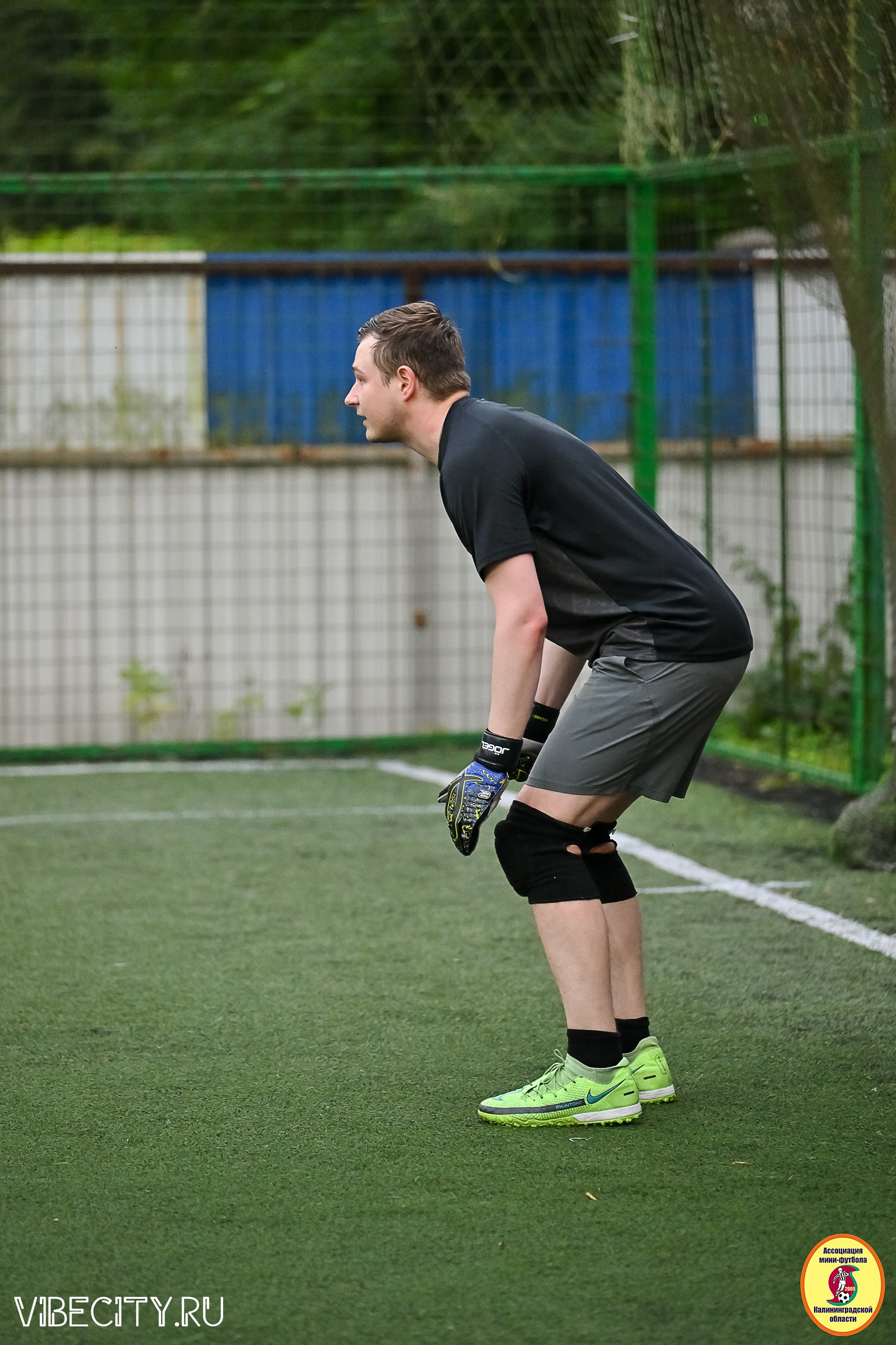ИГРЫ МИНИ-ФУТБОЛЬНОЙ И КОРПОРАТИВНОЙ ЛИГИ. VIBECITY.RU Вайб Сити Ру Фоторепортажи Фотоотчеты Калининград