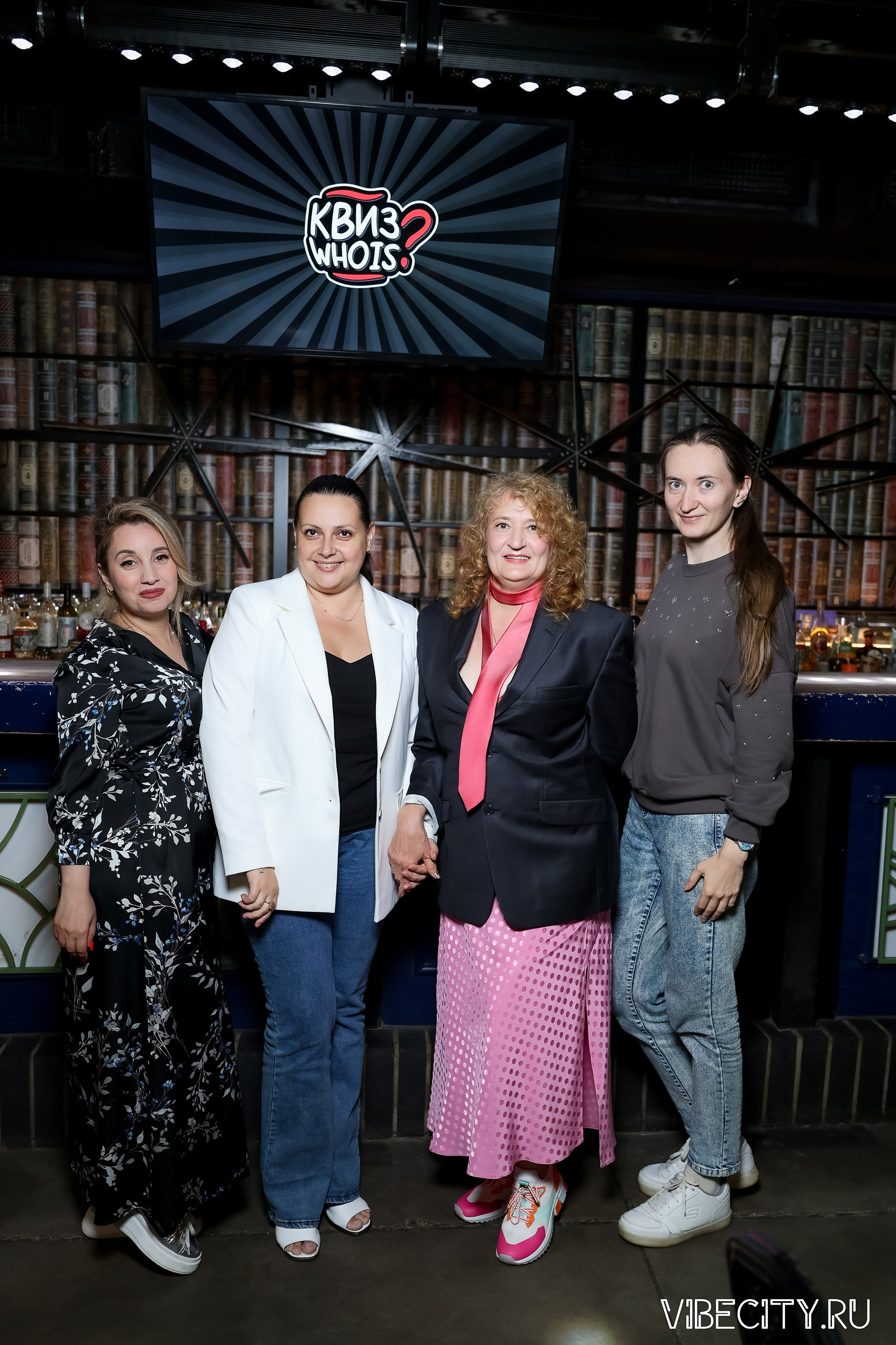 КВИЗ WHOIS. VIBECITY.RU Вайб Сити Ру Фоторепортажи Фотоотчеты Калининград