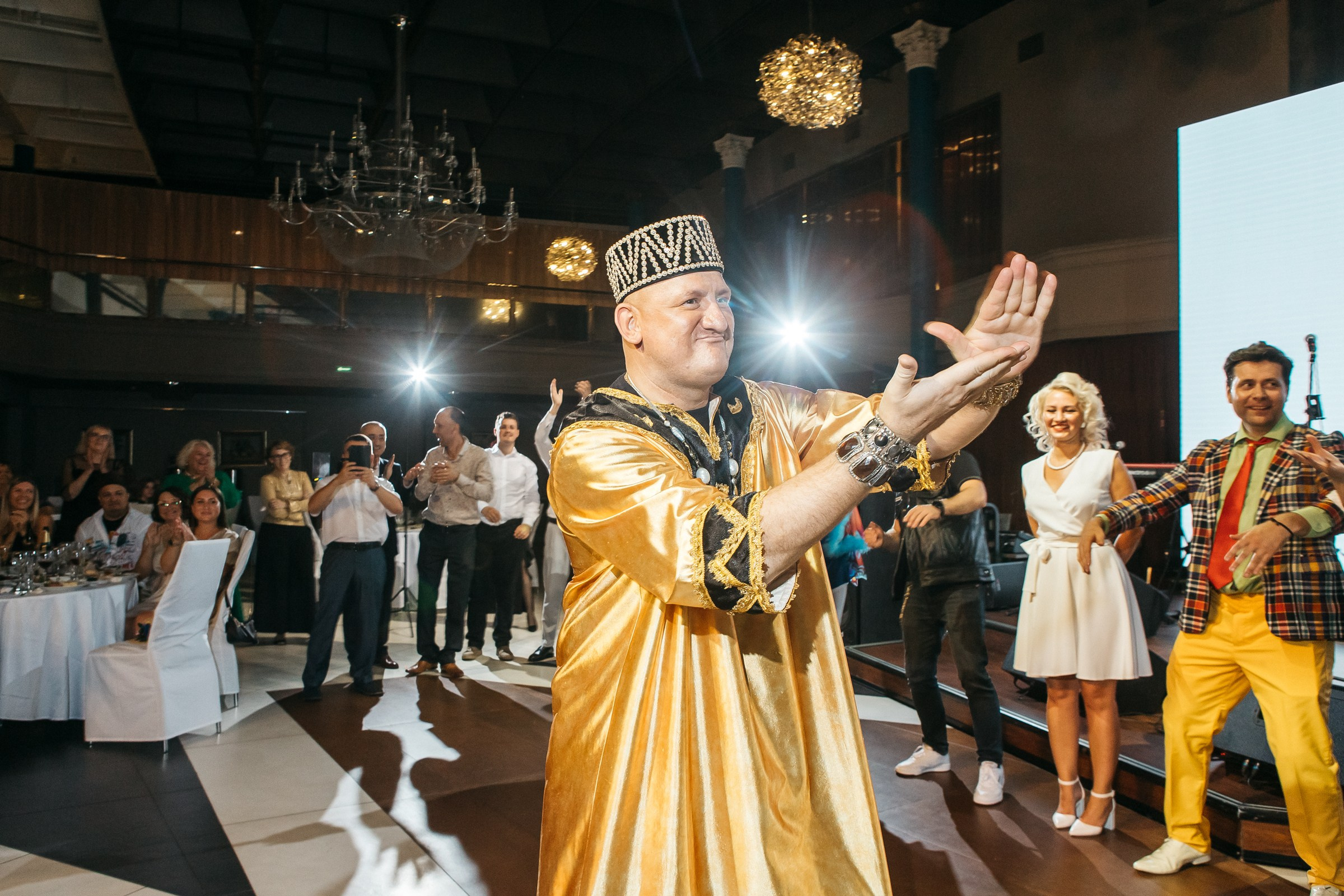 Хороший репортажный фотограф на корпоратив в Питере