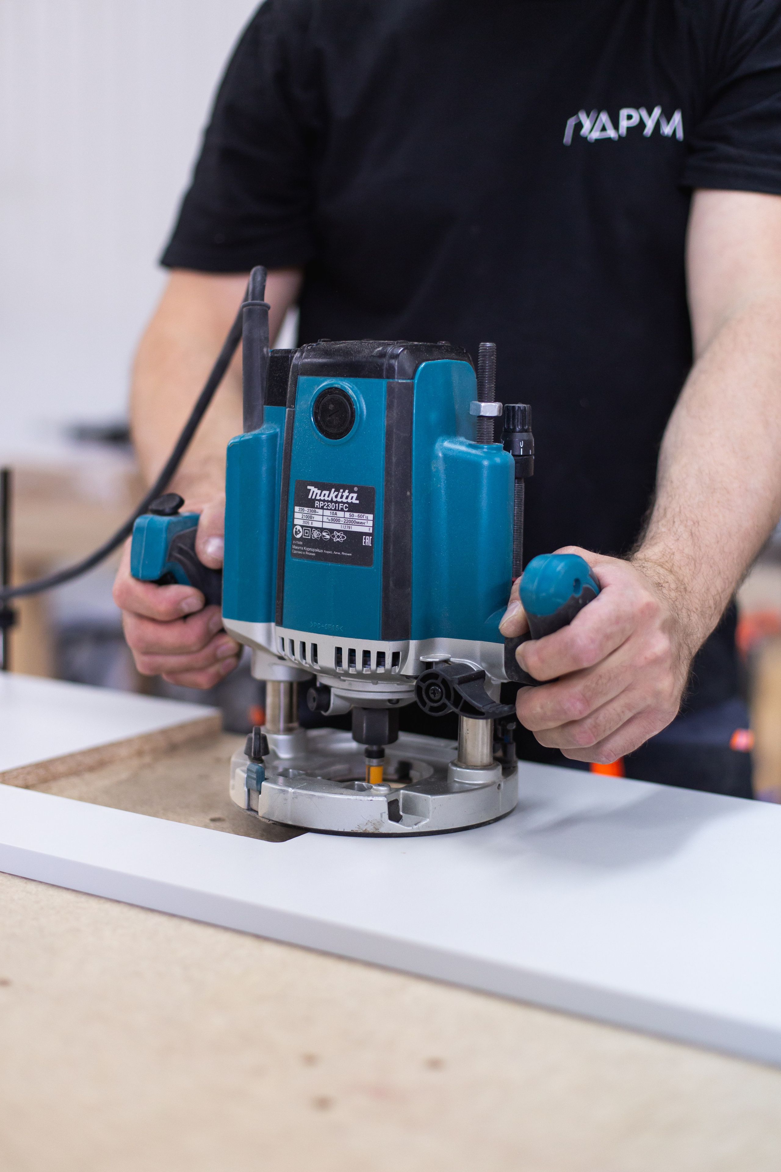 ГУДРУМ — Мебель на заказ в Томске | Кухни | Шкафы | Стулья и Столы