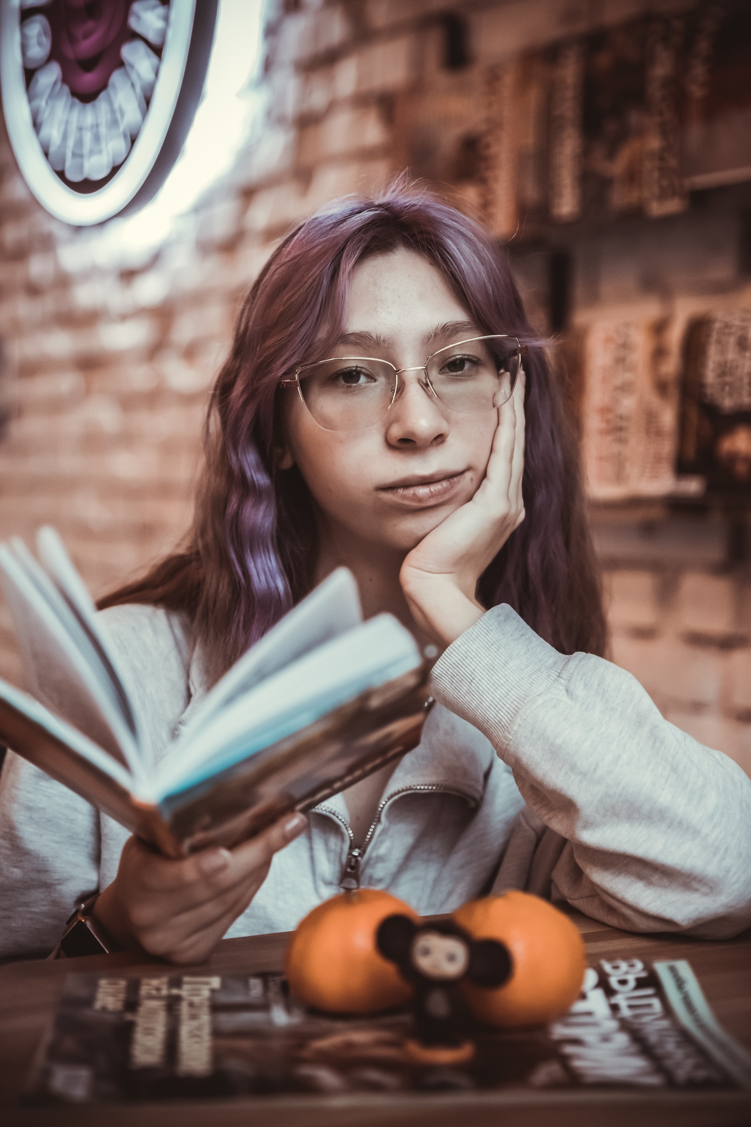 Портретная фотосессия в кафе. Интерьеры, Контент, Портреты | Фотограф в Москве Дани Терно