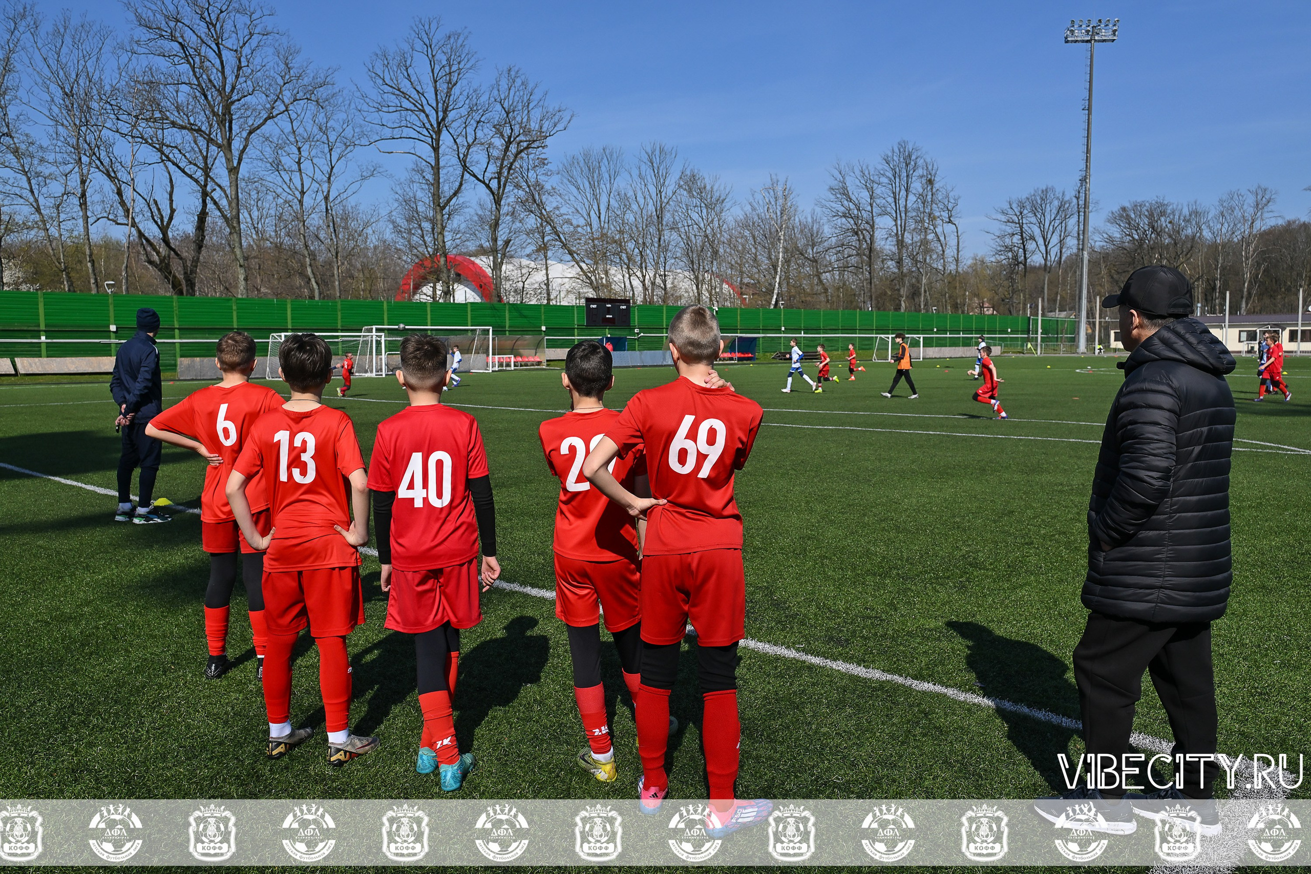 XIX Всероссийского футбольного турнира Локобол 2025 РЖД. VIBECITY.RU Вайб Сити Ру Фоторепортажи Фотоотчеты Калининград