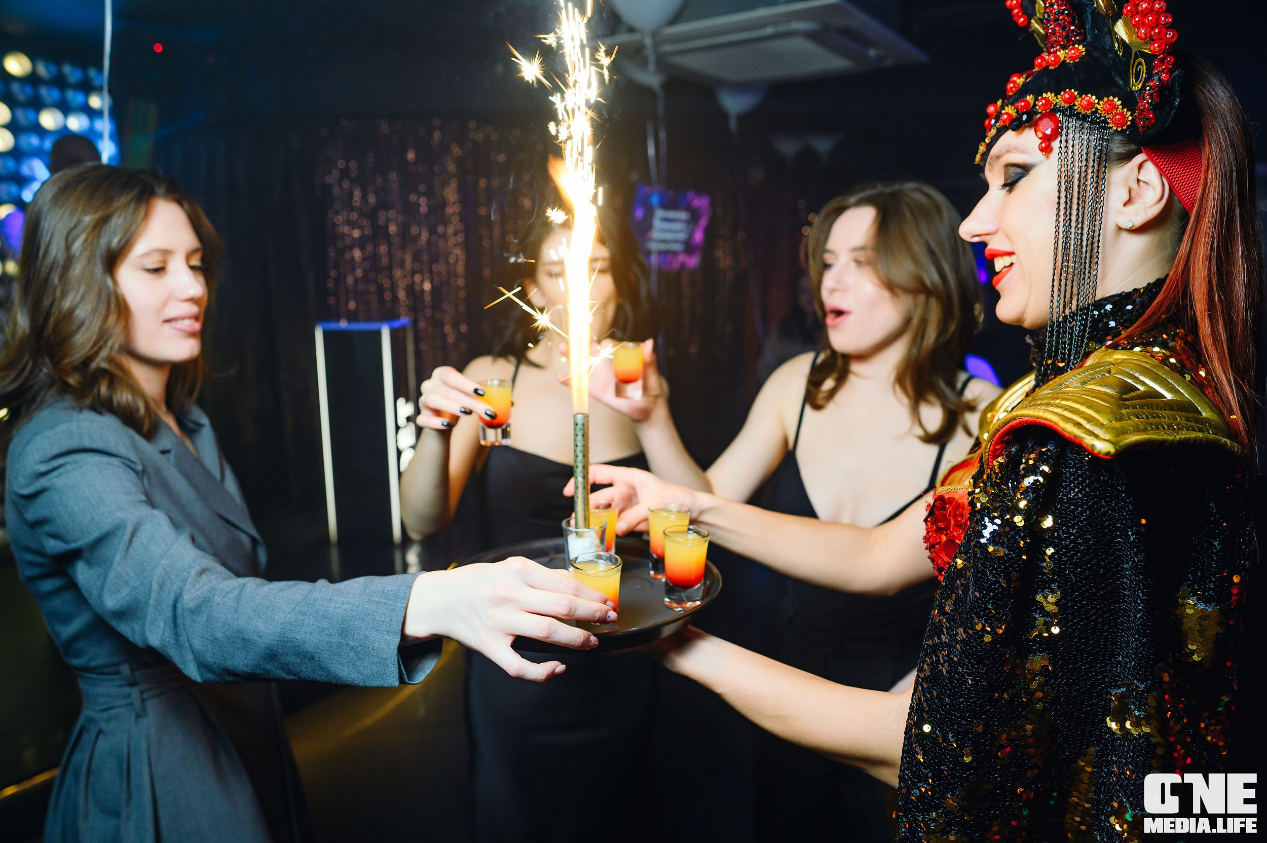 Фотоотчет из караоке-клуба Эйфория. One Media Life: фоторепортажи, фотоотчеты с мероприятий и заведений