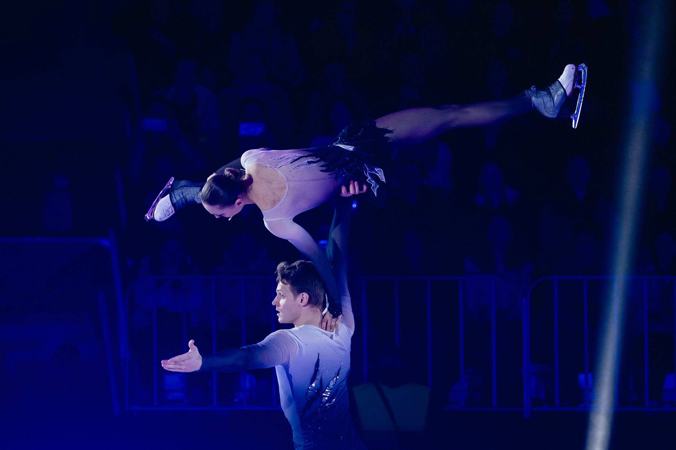 Шоу «Чемпионы на льду» в Новосибирске. Воробьева Ксения — Спортивный и танцевальный фотограф Новосибирск