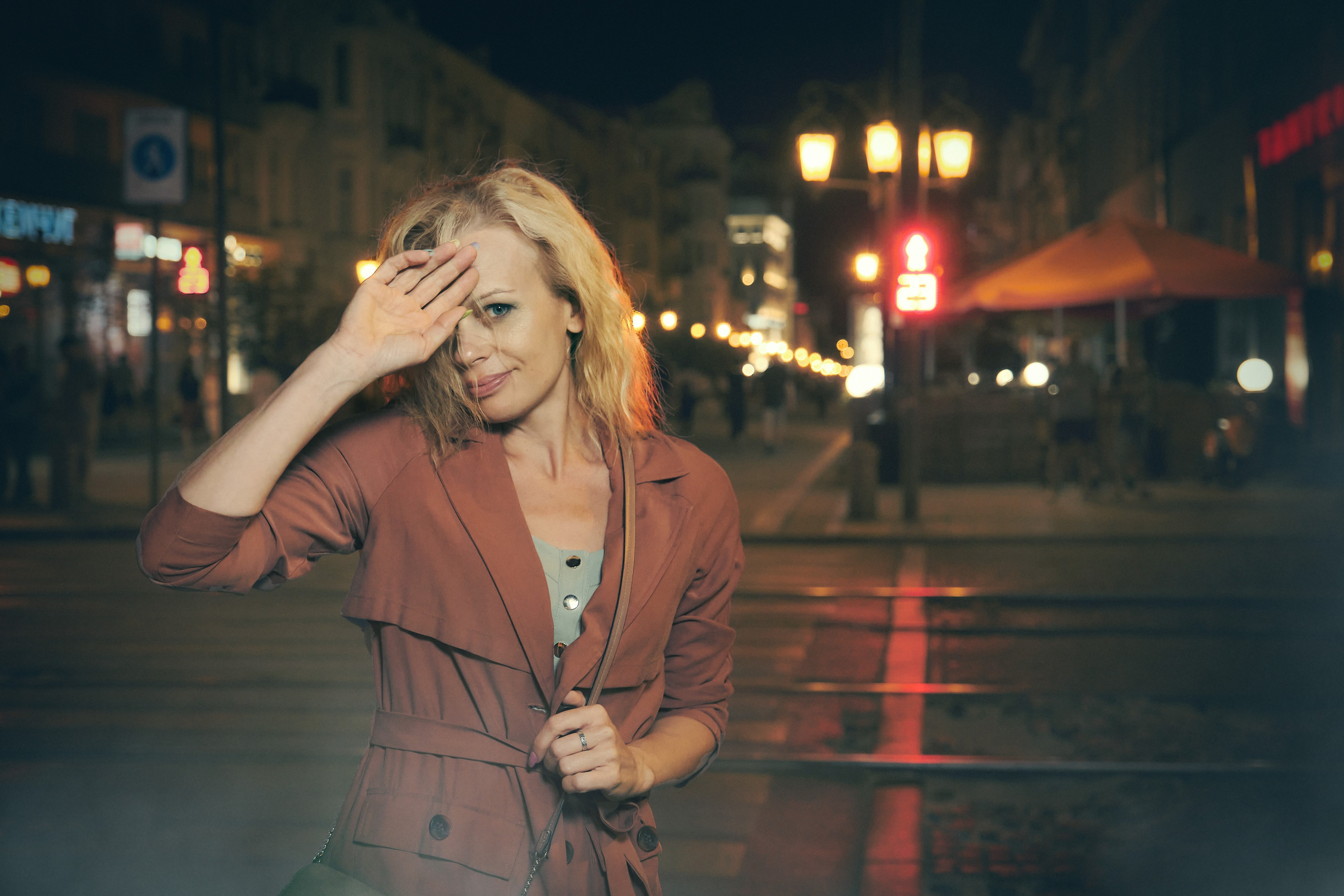 📸 Ночная фотосессия 🌙 Антуражные портреты в ночном городе