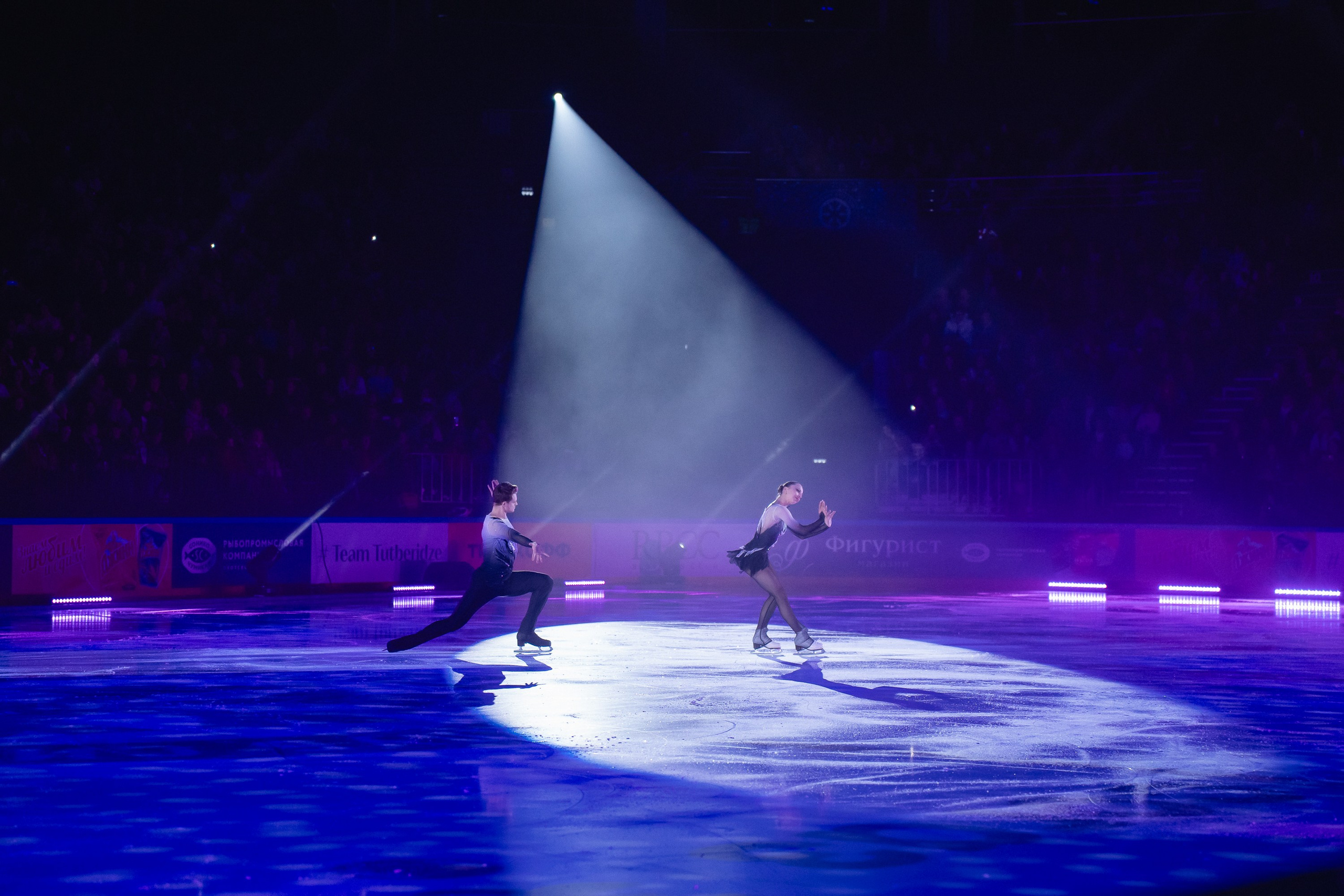 Шоу «Чемпионы на льду» в Новосибирске. Воробьева Ксения — Спортивный и танцевальный фотограф Новосибирск