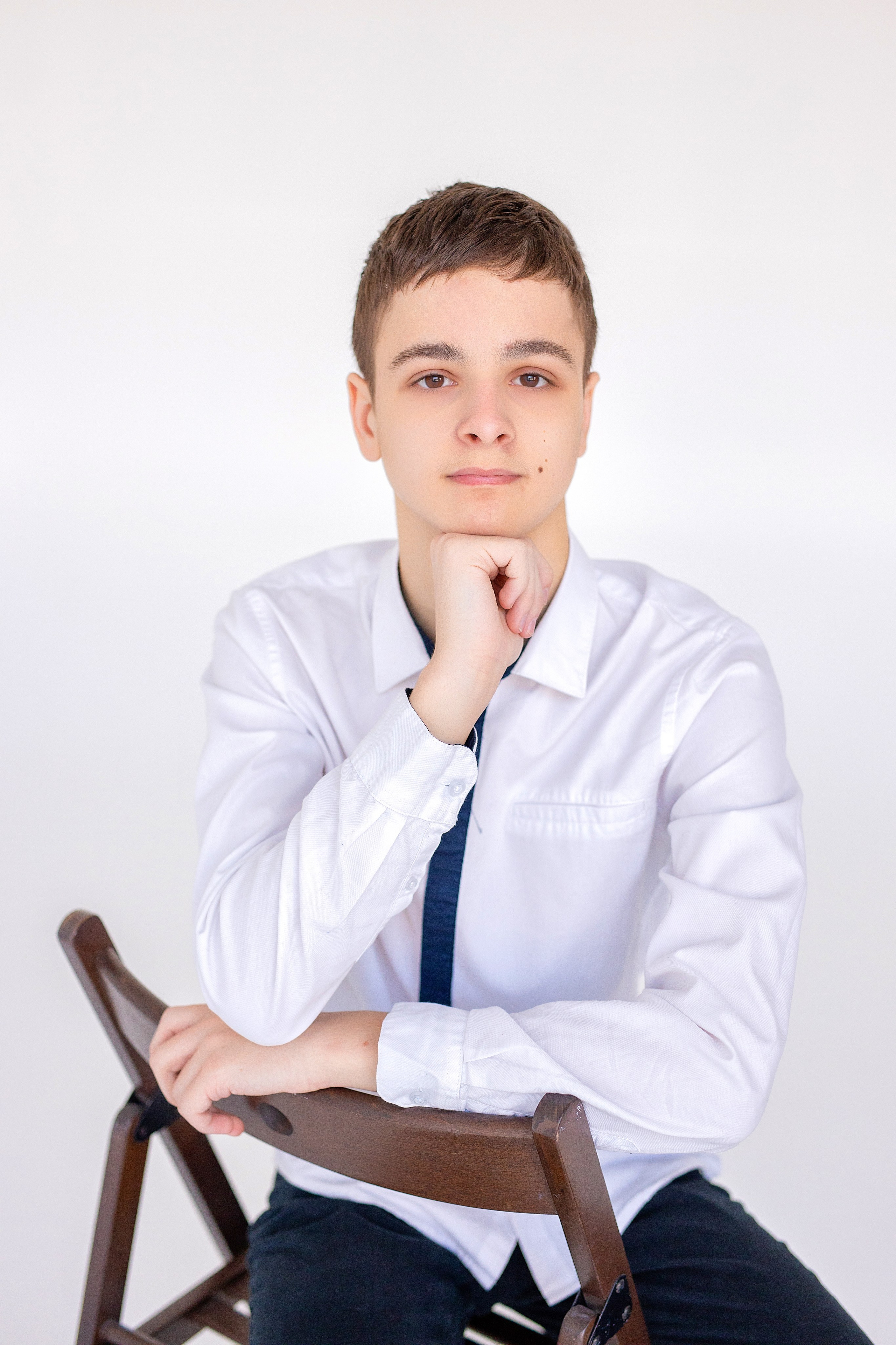 67 школа, 9б класс. Стильный выпускной альбом Владивосток фотограф Вероника Мигачева