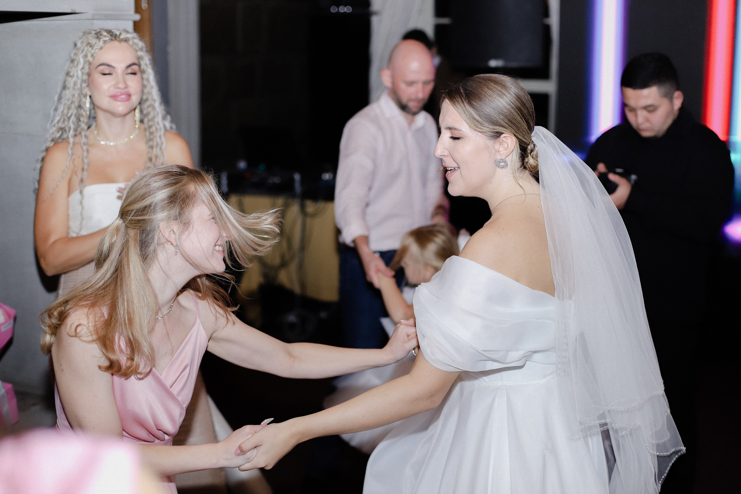 Илья и Анастасия. Фотограф в Алматы и Москве Даша Пушкина