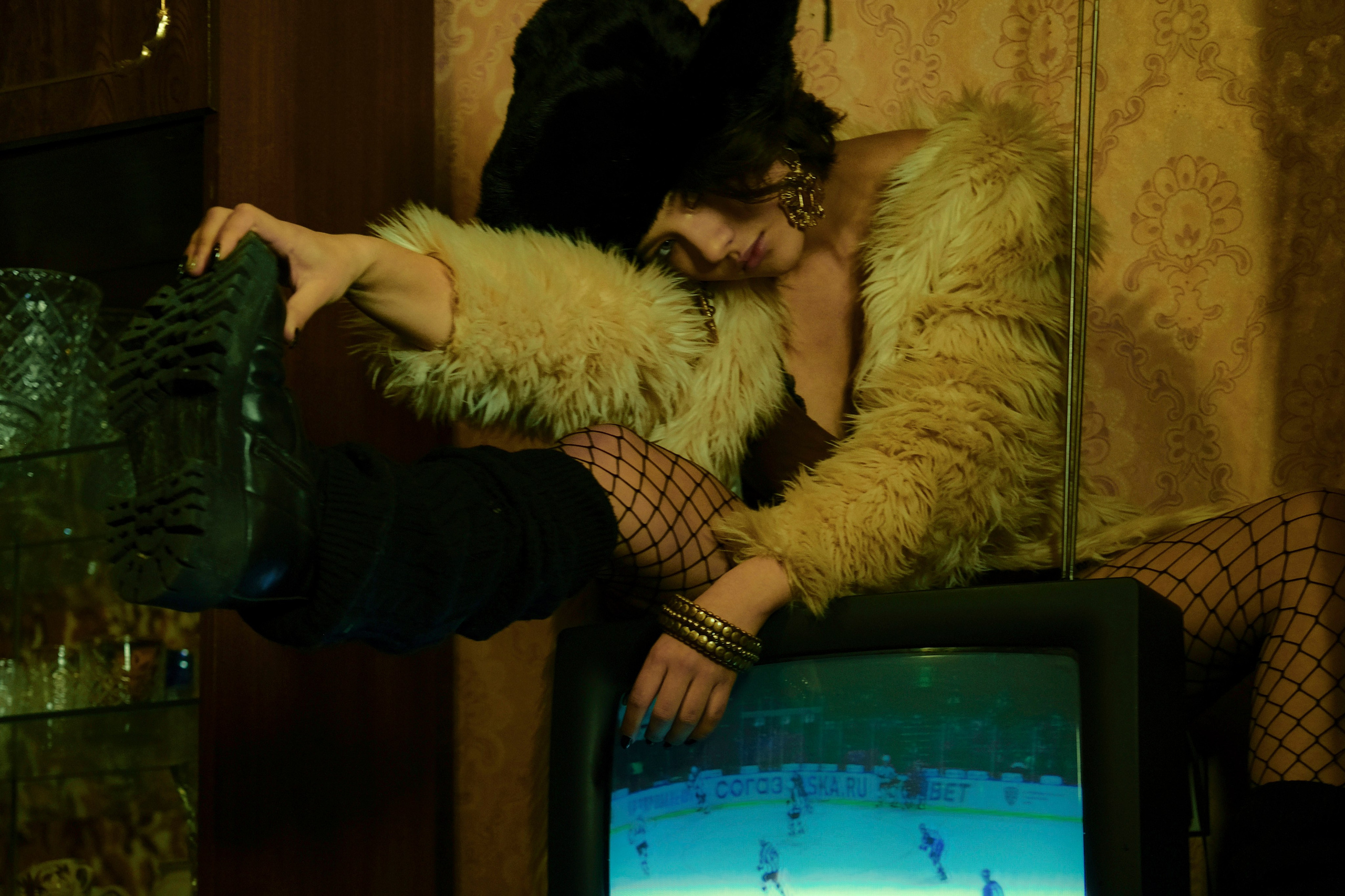 Мастерская. DEVOCHKA IZ 90S