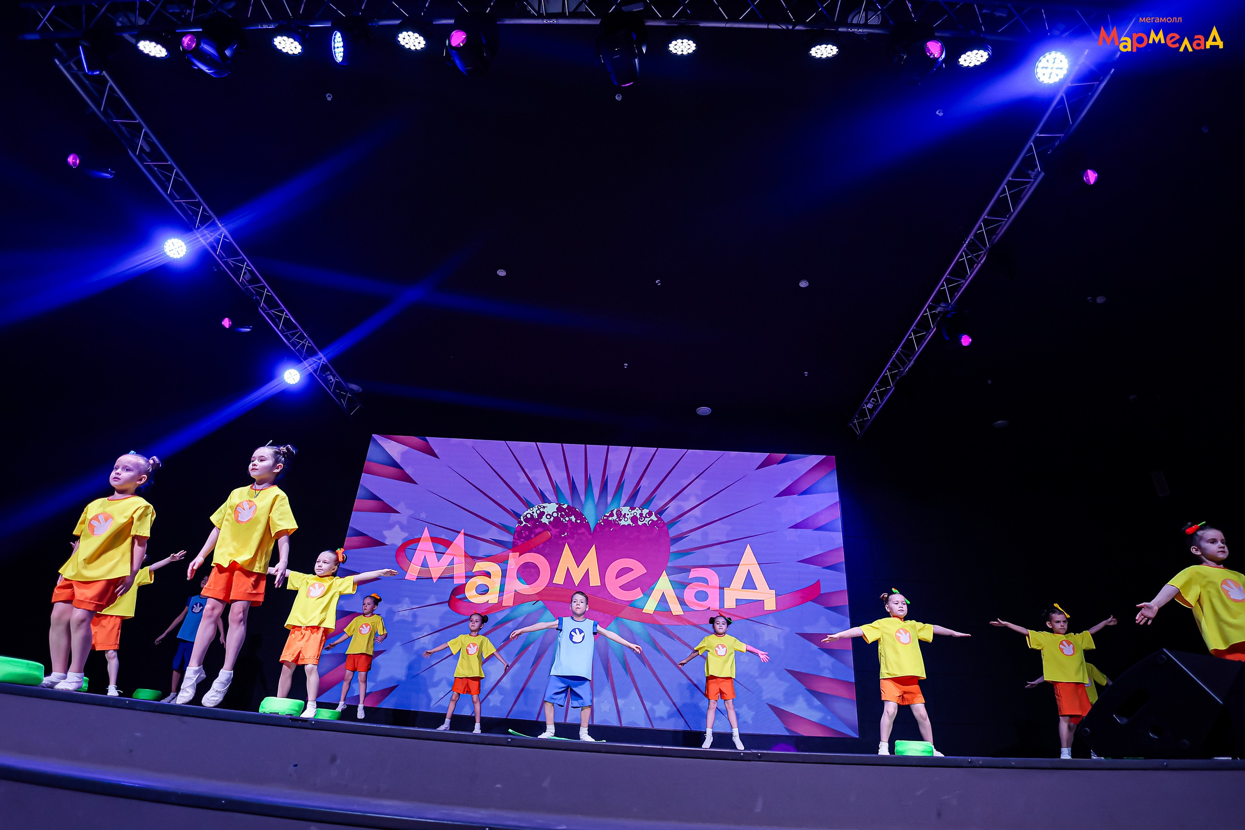 14.02 Любовь без границ в Мегамолл Мармелад. Команда специалистов в мире фотографии и видео. Детский фотограф, семейный фотограф