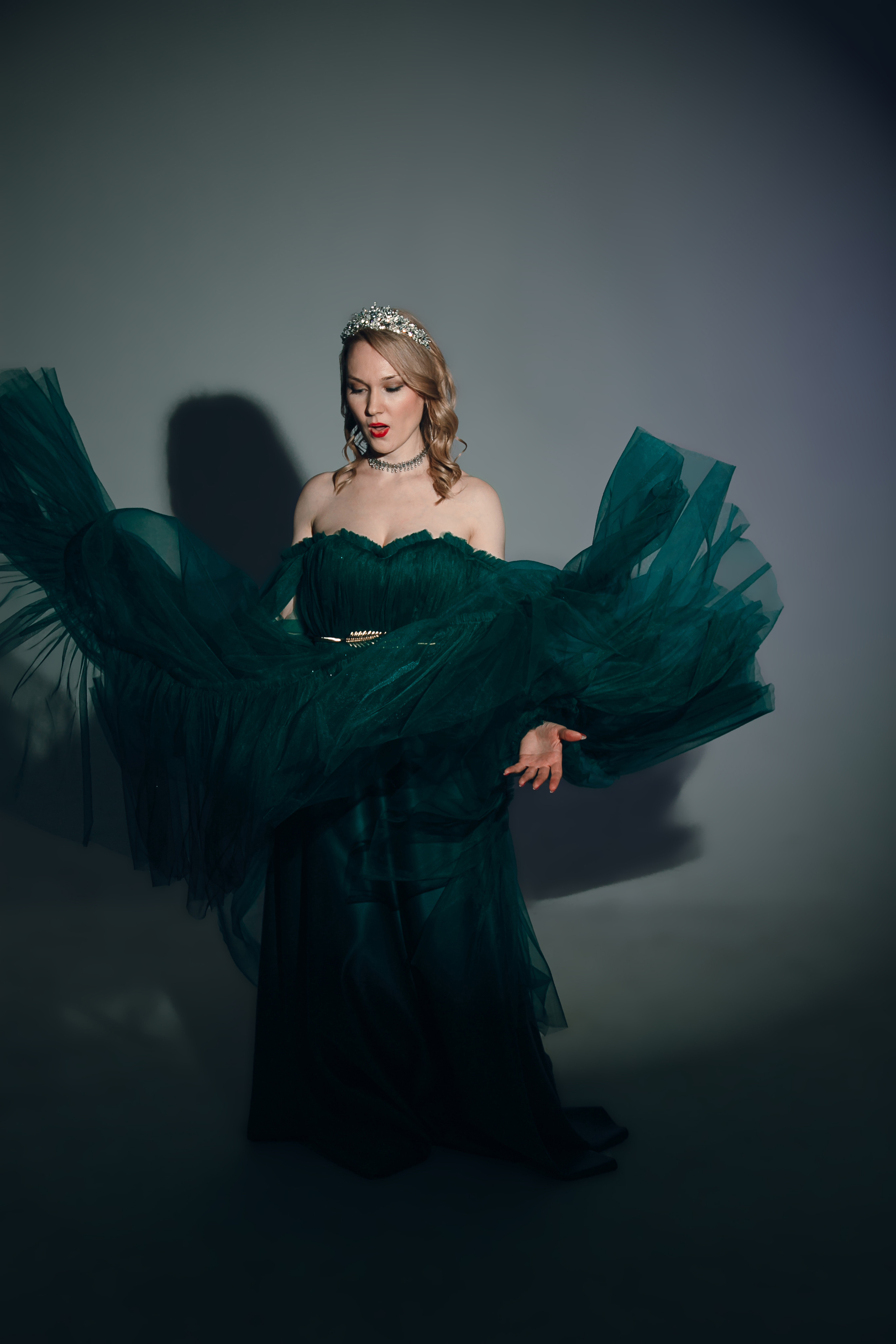 Фотосессия Анны в Москве — живые кадры, которые рассказывают о личности. Бренд‑фотограф в Москве | Rina _Sphoto — личный и бизнес‑контент