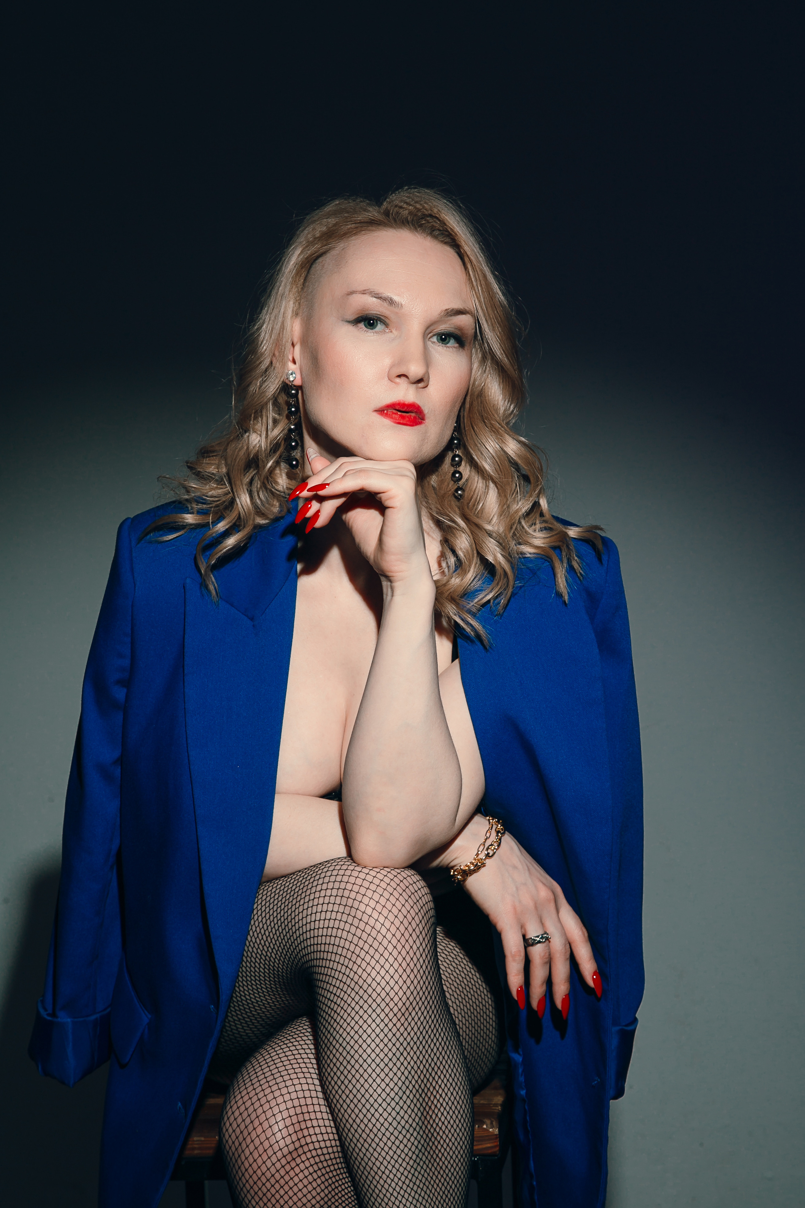 Фотосессия Анны в Москве — живые кадры, которые рассказывают о личности. Бренд‑фотограф в Москве | Rina _Sphoto — личный и бизнес‑контент