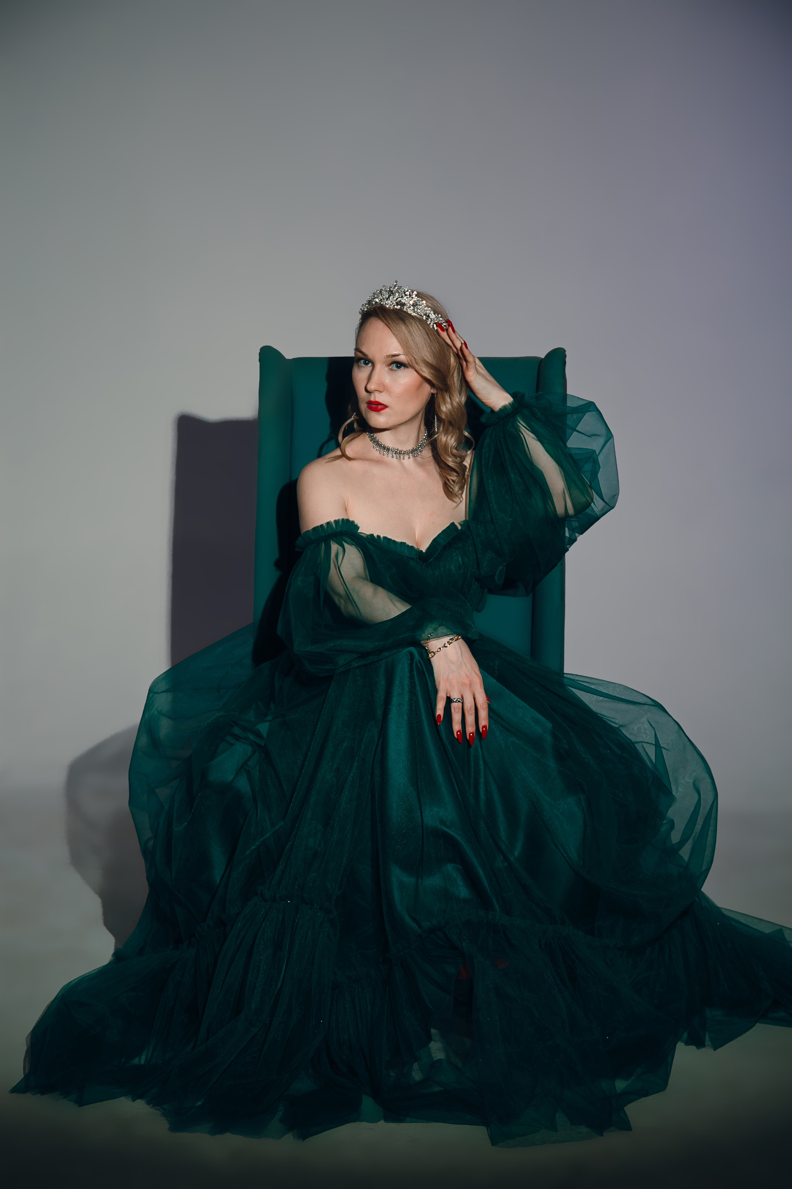 Фотосессия Анны в Москве — живые кадры, которые рассказывают о личности. Бренд‑фотограф в Москве | Rina _Sphoto — личный и бизнес‑контент