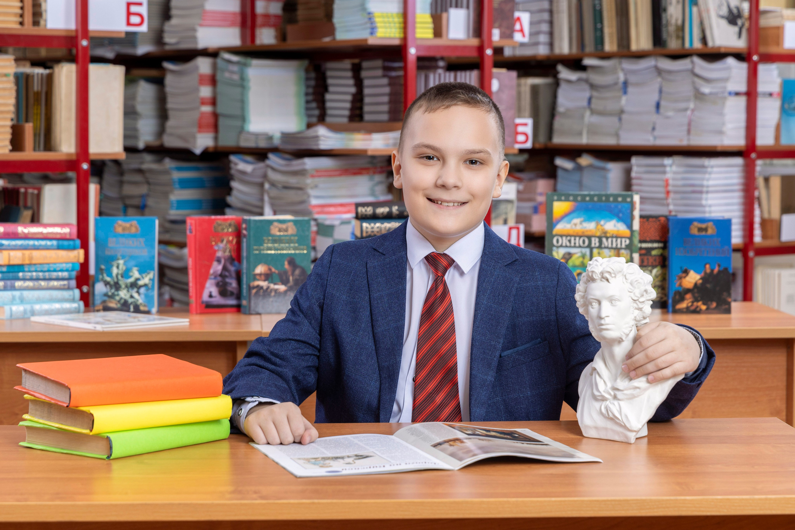 Выпускной альбом 4 класс. Выпускные альбомы в Москве и Подмосковье