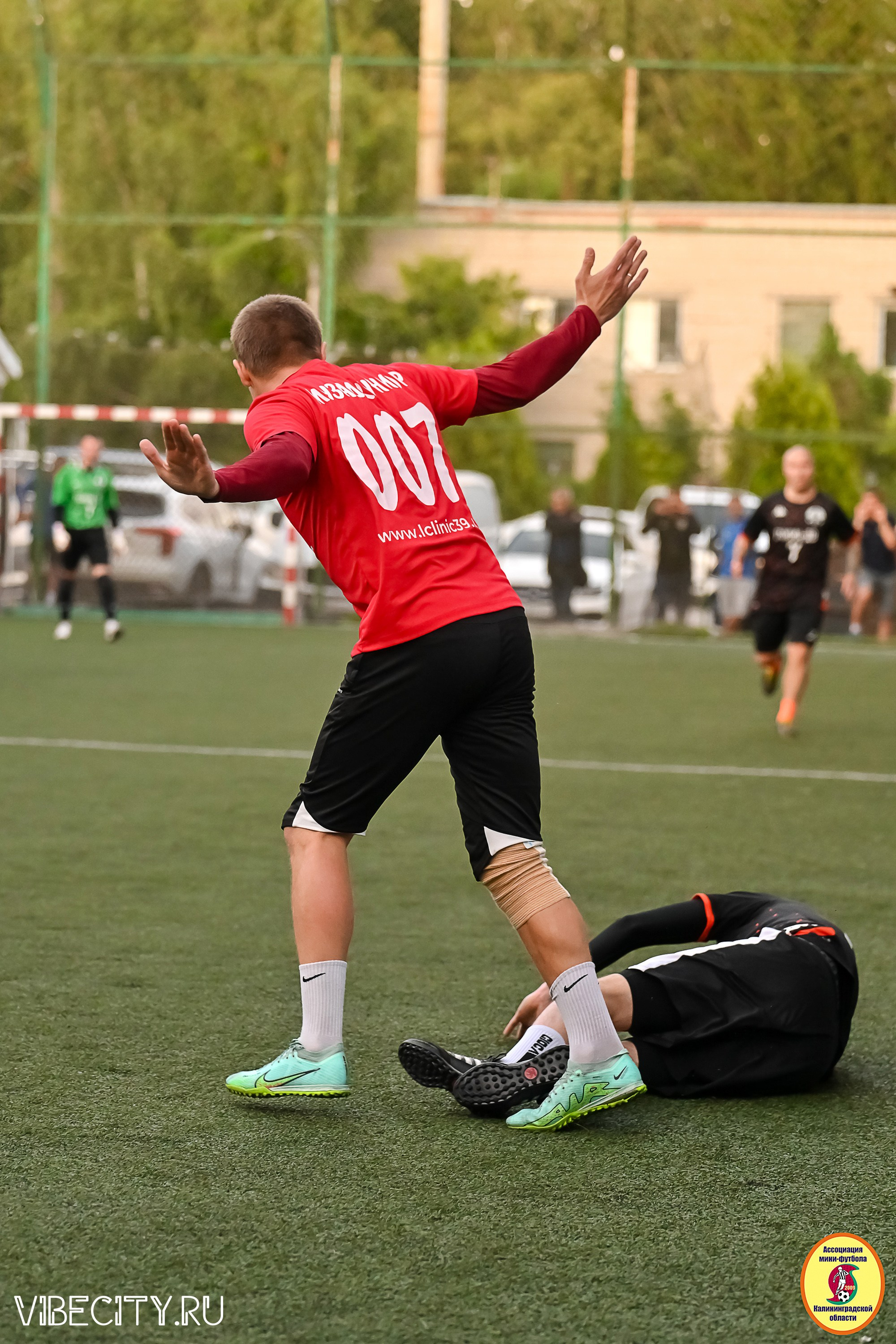 ИГРЫ МИНИ-ФУТБОЛЬНОЙ И КОРПОРАТИВНОЙ ЛИГИ. VIBECITY.RU Вайб Сити Ру Фоторепортажи Фотоотчеты Калининград