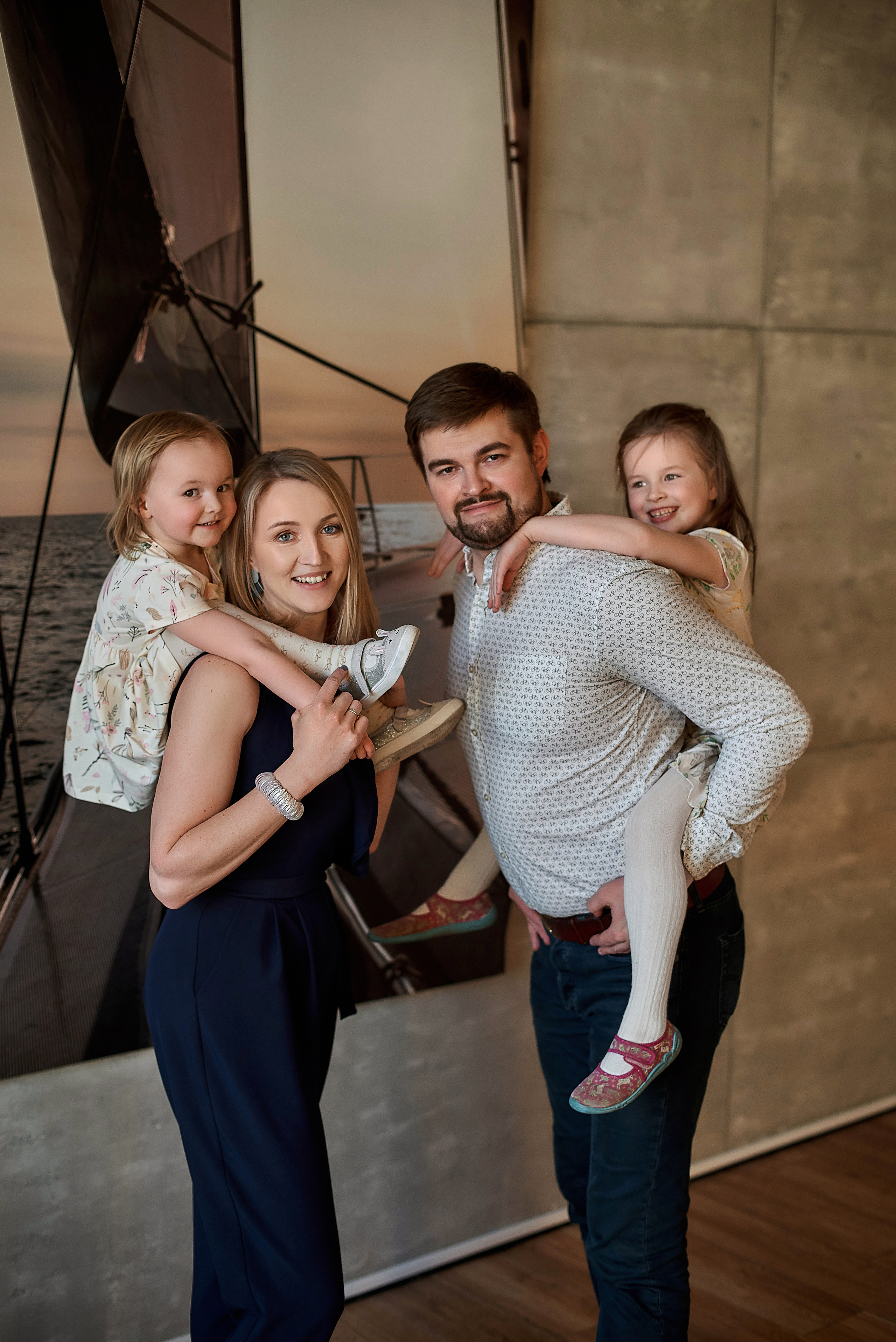 Фотосессия-сюрприз для семьи Валерия. Семейный и детский фотограф Катерина Рожкова