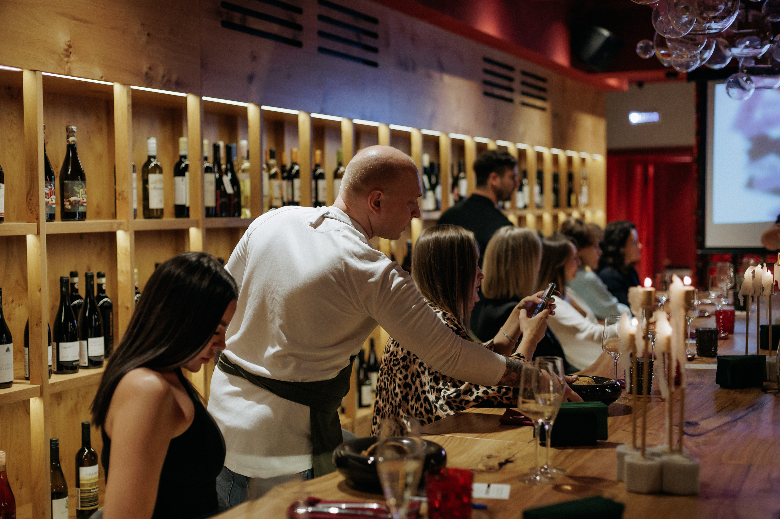 MAIN WINE x DPTRADE. СВОИ. ФОТООТЧЕТЫ-СОБЫТИЯ-МЕСТА