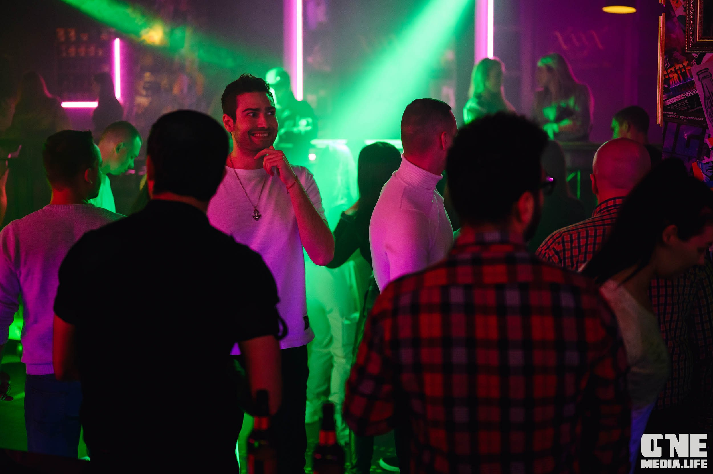 Фотоотчет из экстрим бара XxxX. One Media Life: фоторепортажи, фотоотчеты с мероприятий и заведений