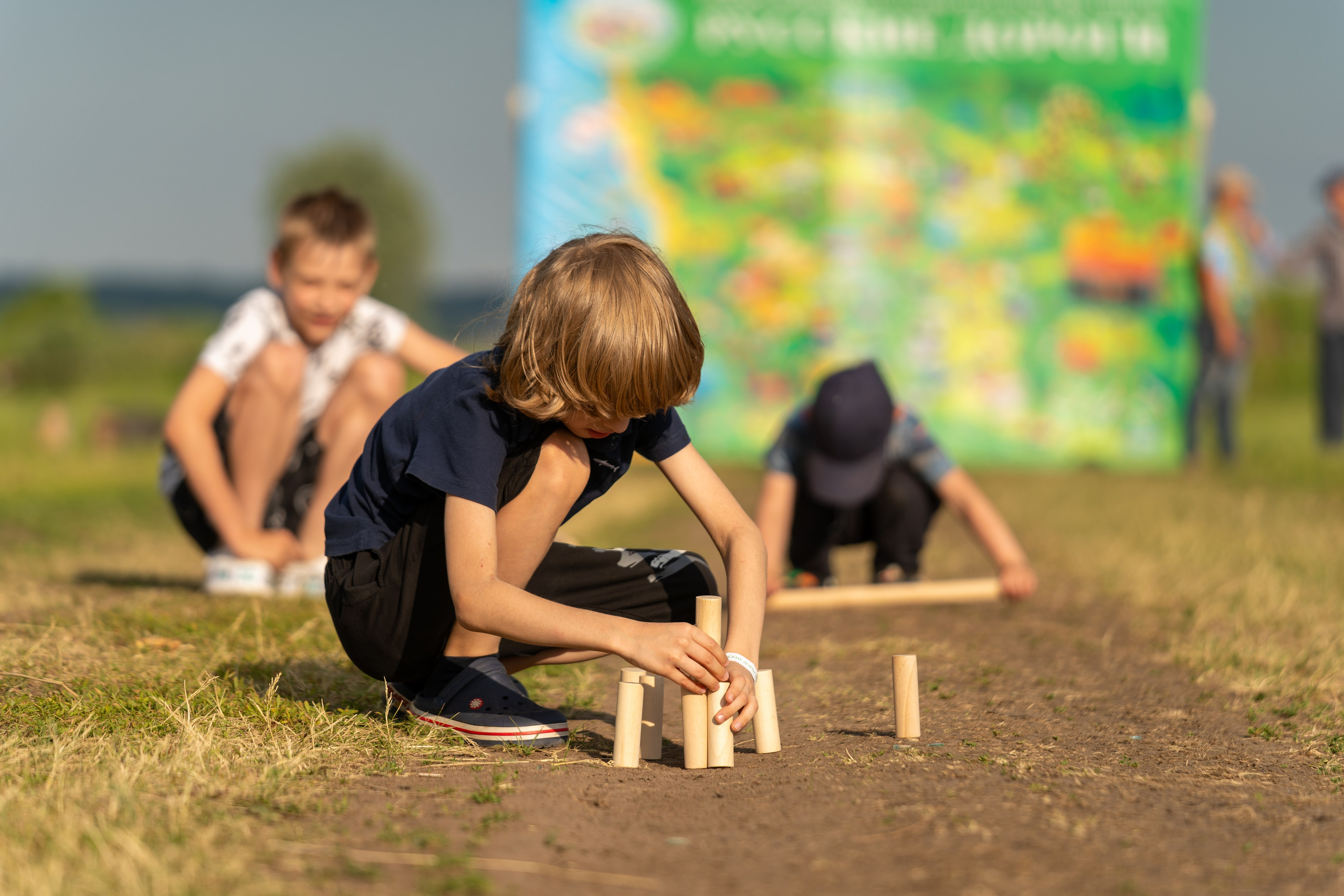 Фотограф на прогулочную фотосессии, фотосъёмка в парке, фотосессии в цветущем саду, студийные фотосессии. «Студия DRONAVT`s» — видеосъёмка и фотография г. Москва