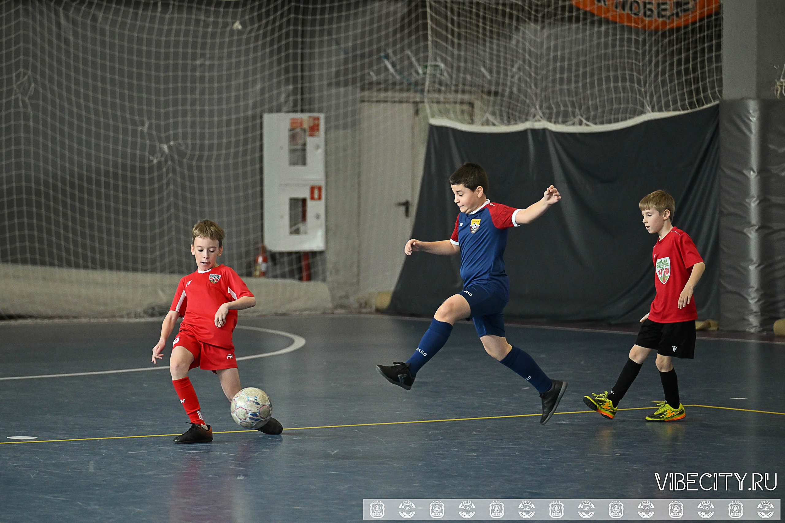 БАЛТИЙСКАЯ ЛИГА ПО ФУТЗАЛУ U10. VIBECITY.RU Вайб Сити Ру Фоторепортажи Фотоотчеты Калининград