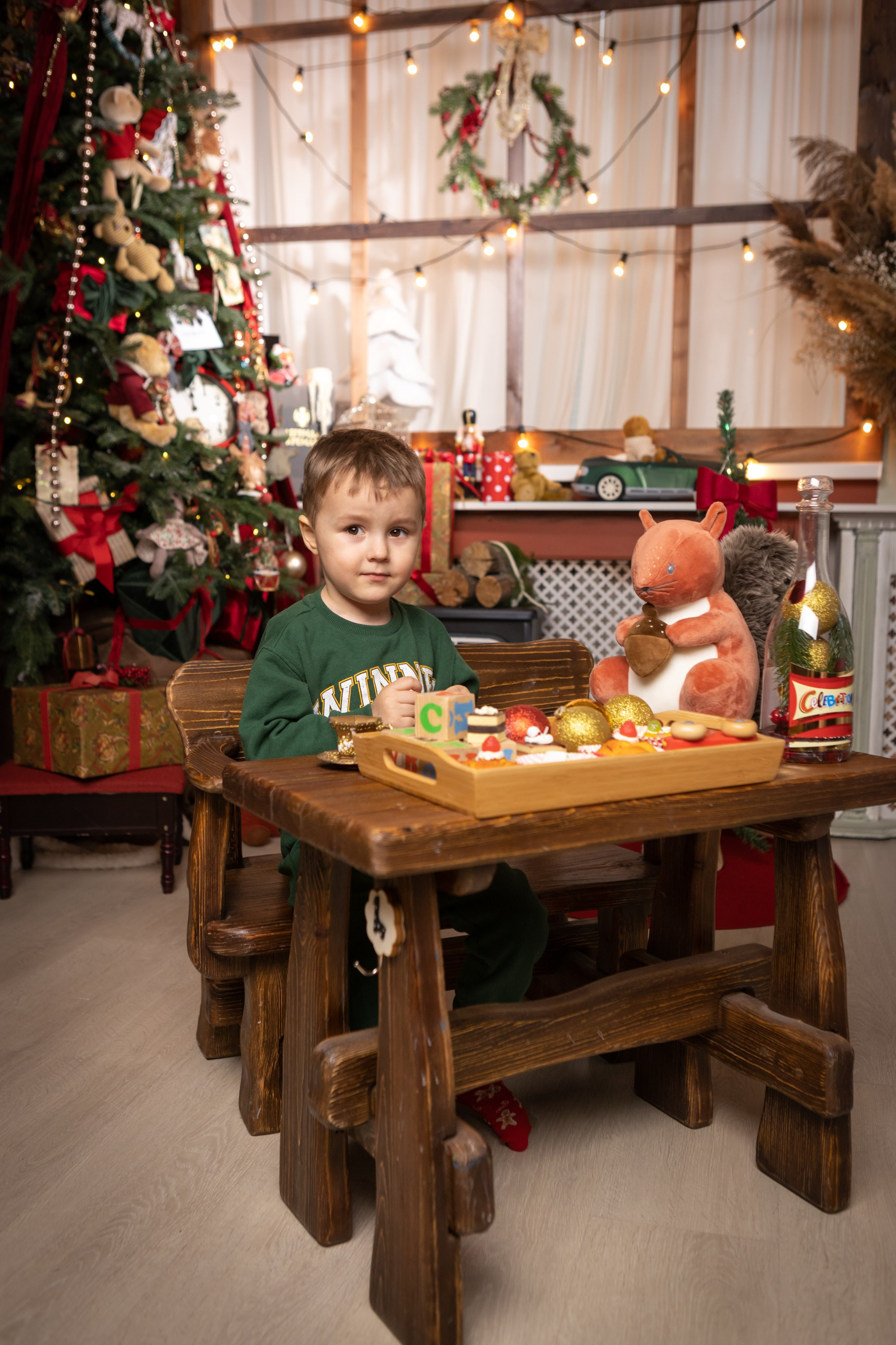 Новогодняя семейная фотосессия. Фотограф в Оренбурге. Профессиональный фотограф