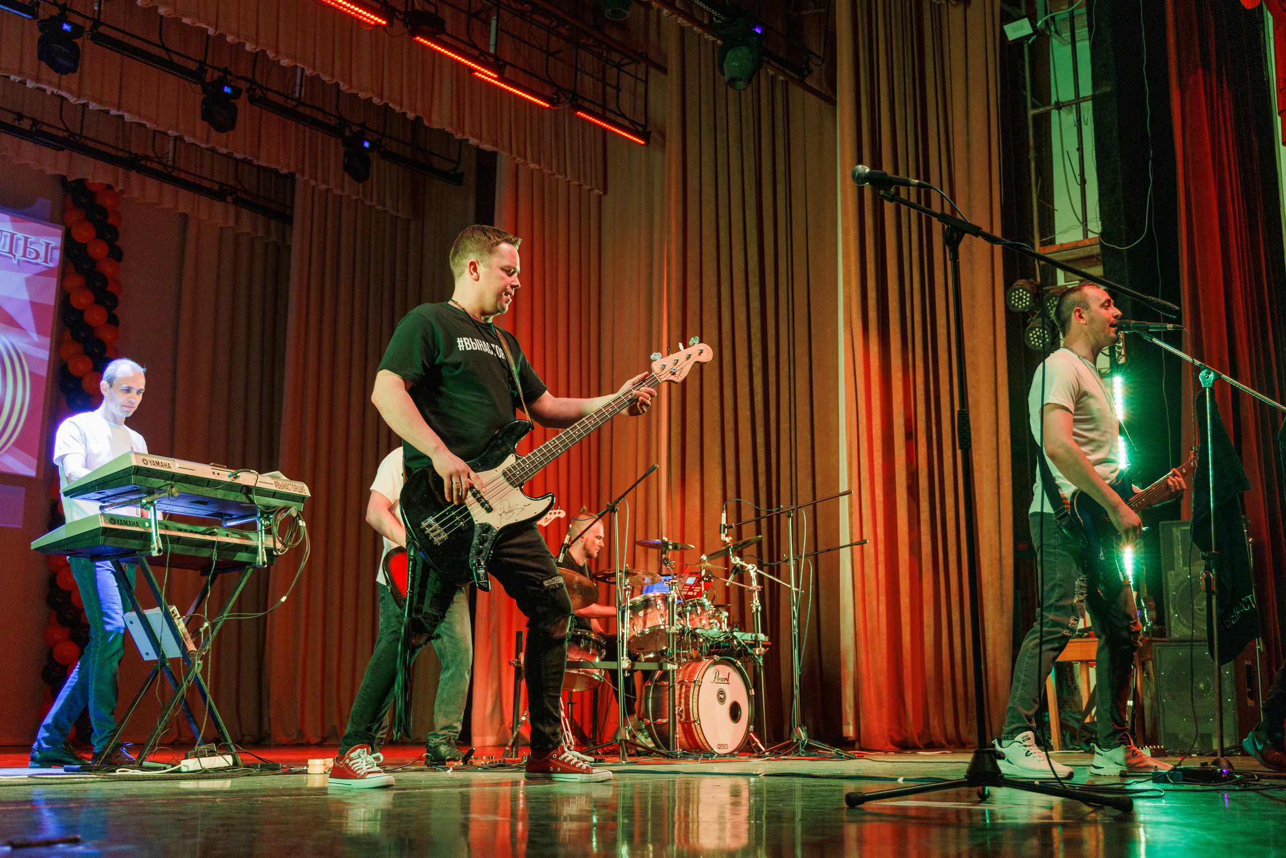 Концерт групп «Время» и «#Настоящие». Фотограф Сергей Старых. Мценск