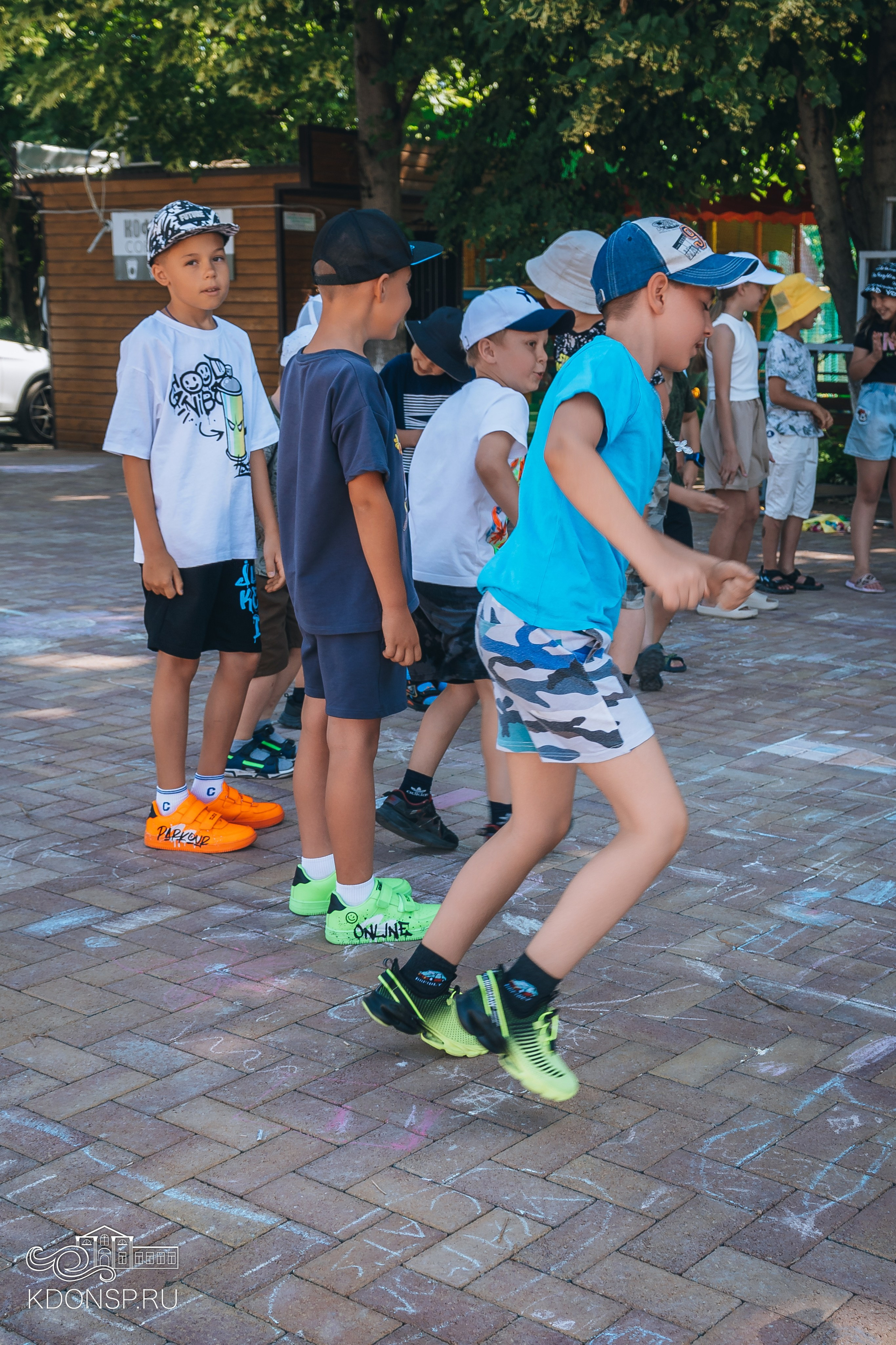 Детская зарядка со спортсменом. Новотитаровский Дом культуры