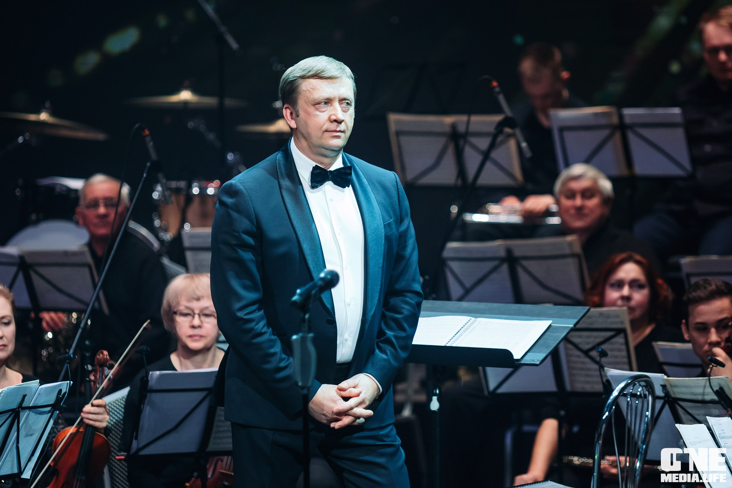 Концерт 8 марта в Янтарь холл. One Media Life: фоторепортажи, фотоотчеты с мероприятий и заведений