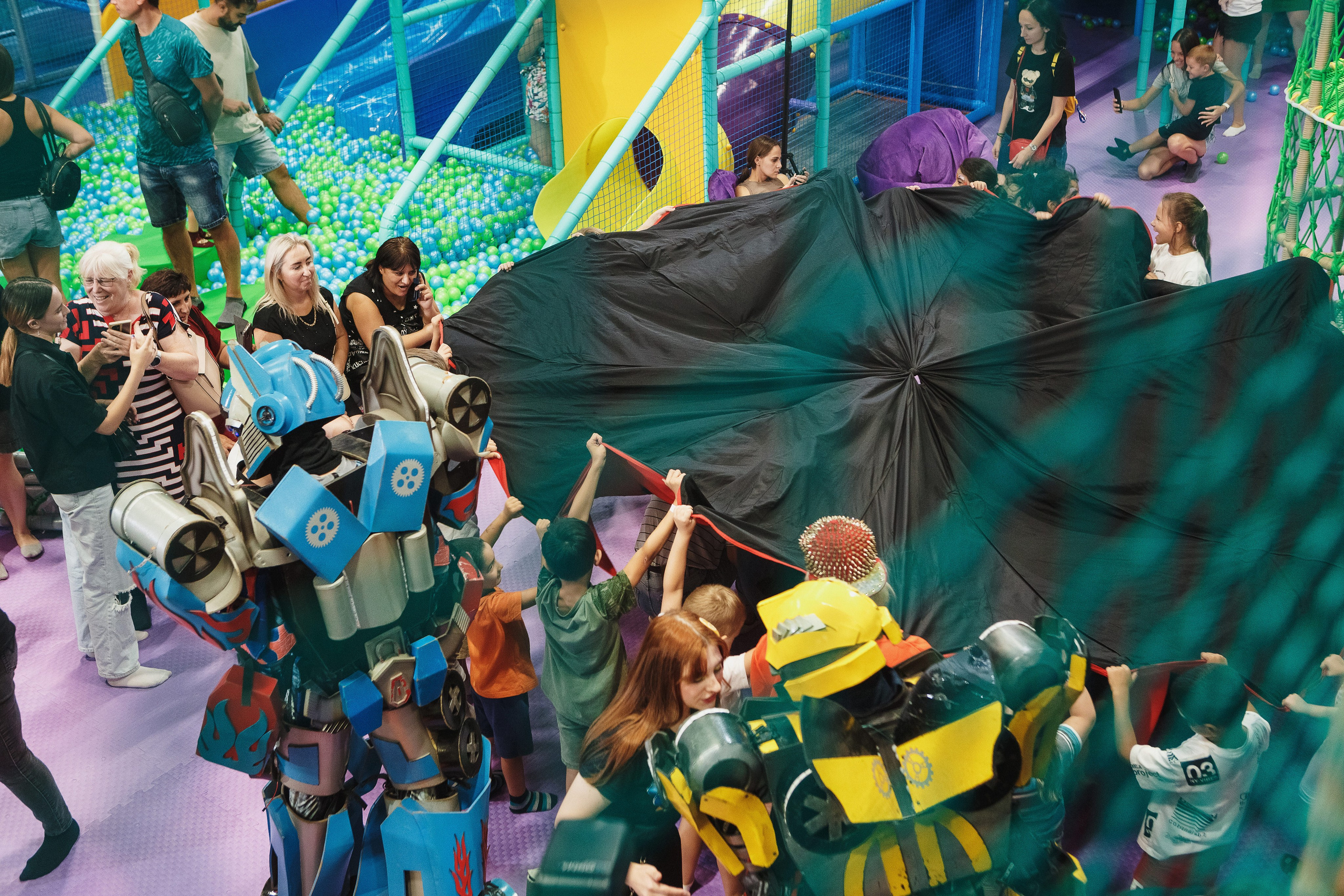 Туси Джуси Таганрог — Яркие и Весёлые Фотографии Детской Игровой Зоны. Свадебный и семейный фотограф в Таганроге Бакарюк Антон