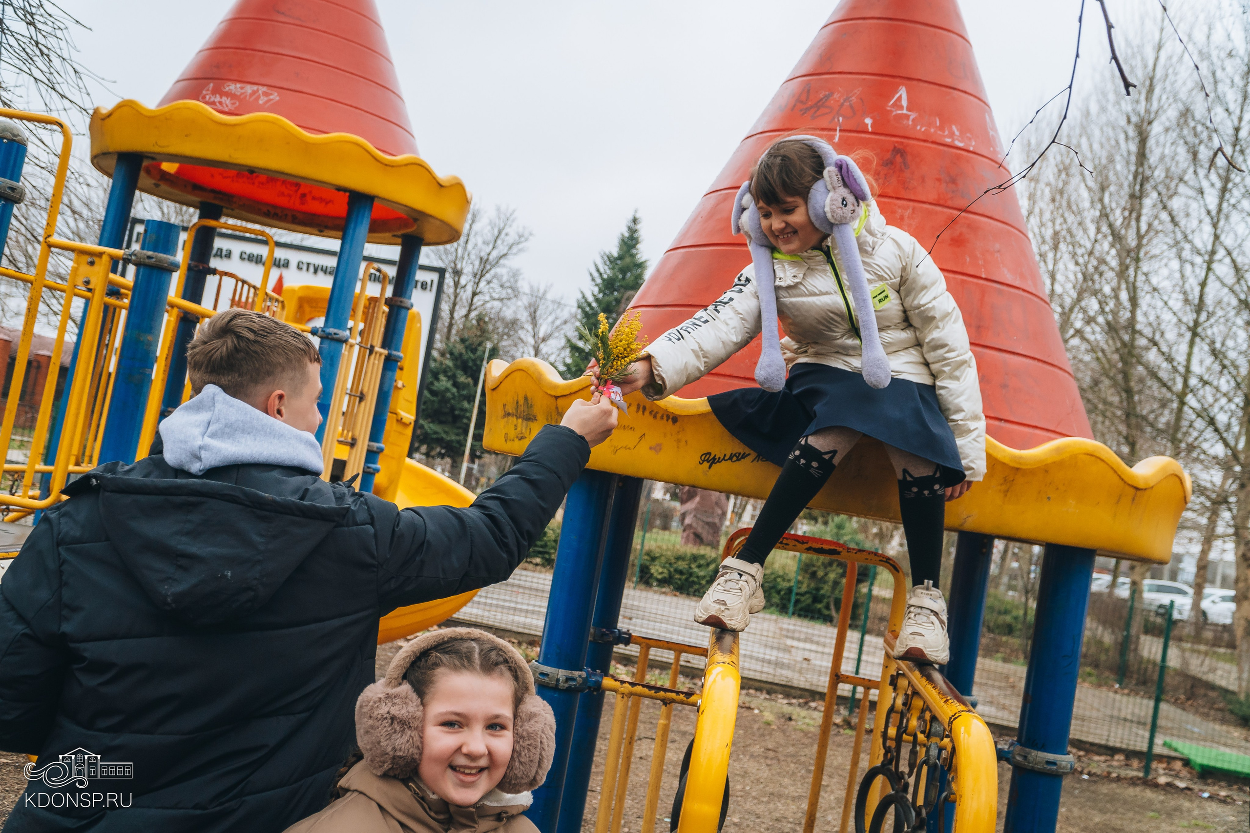 Поздравление от волонтёров станицы. Новотитаровский Дом культуры
