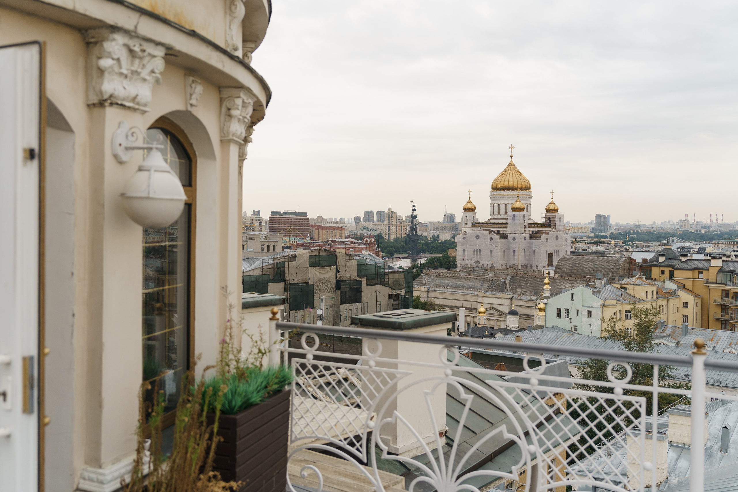 МЕДИА СЕКРЕТЫ на крыше. Свадебный фотограф в Москве и Подмосковье Виктор Одинцов