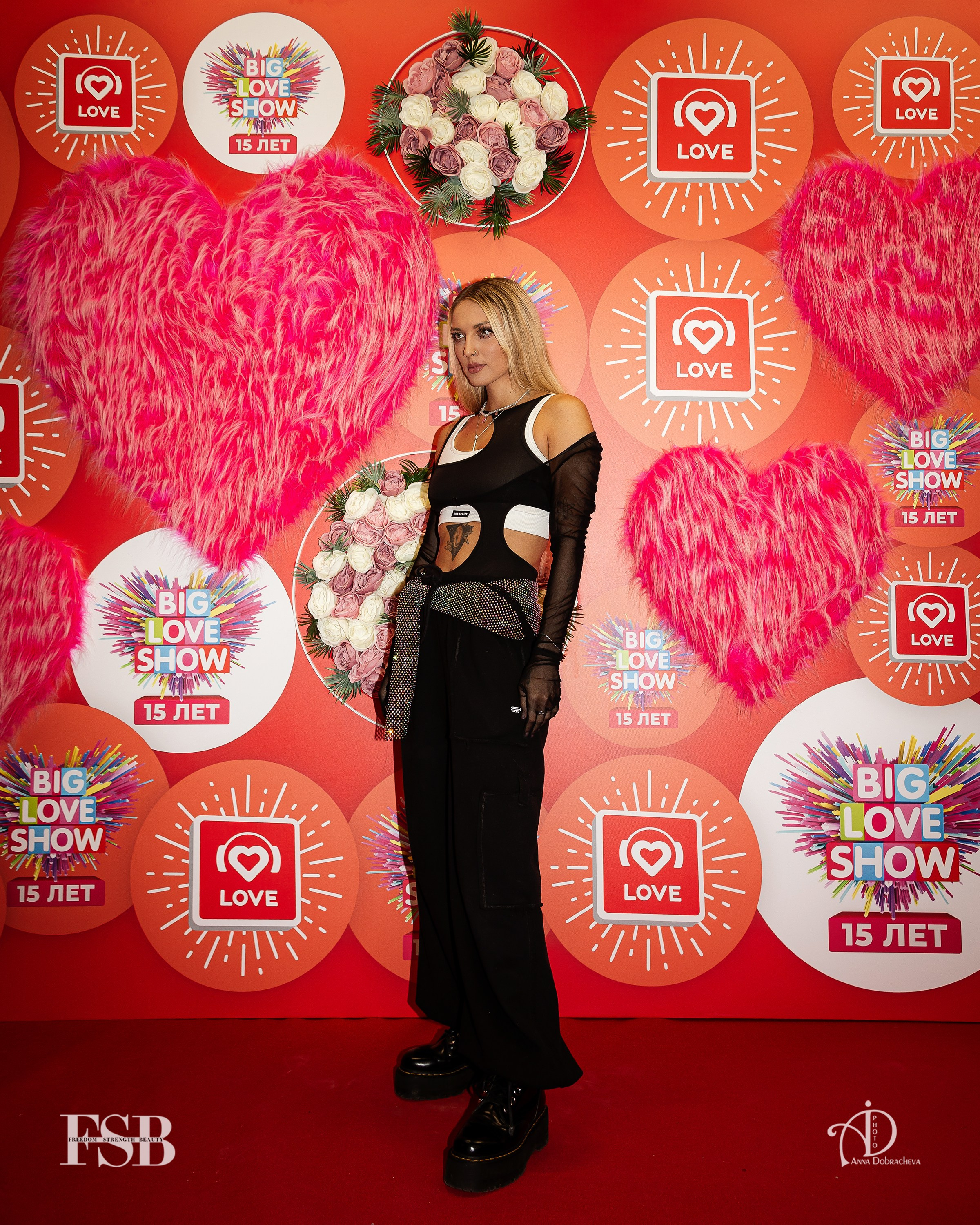 Mary Gu на красной дорожке Биг Лов Шок 2024 в Москве