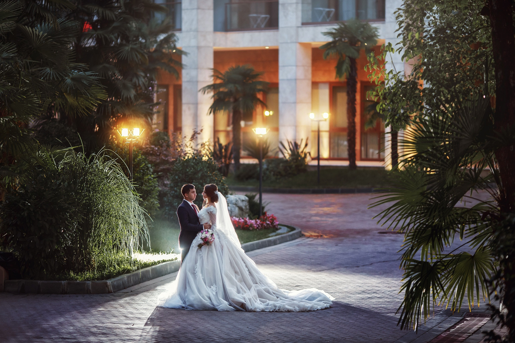 Свадебный фотограф в Сочи. Свадебная фотосессия. Свадебный и семейный фотограф в Сочи Денис Вялов