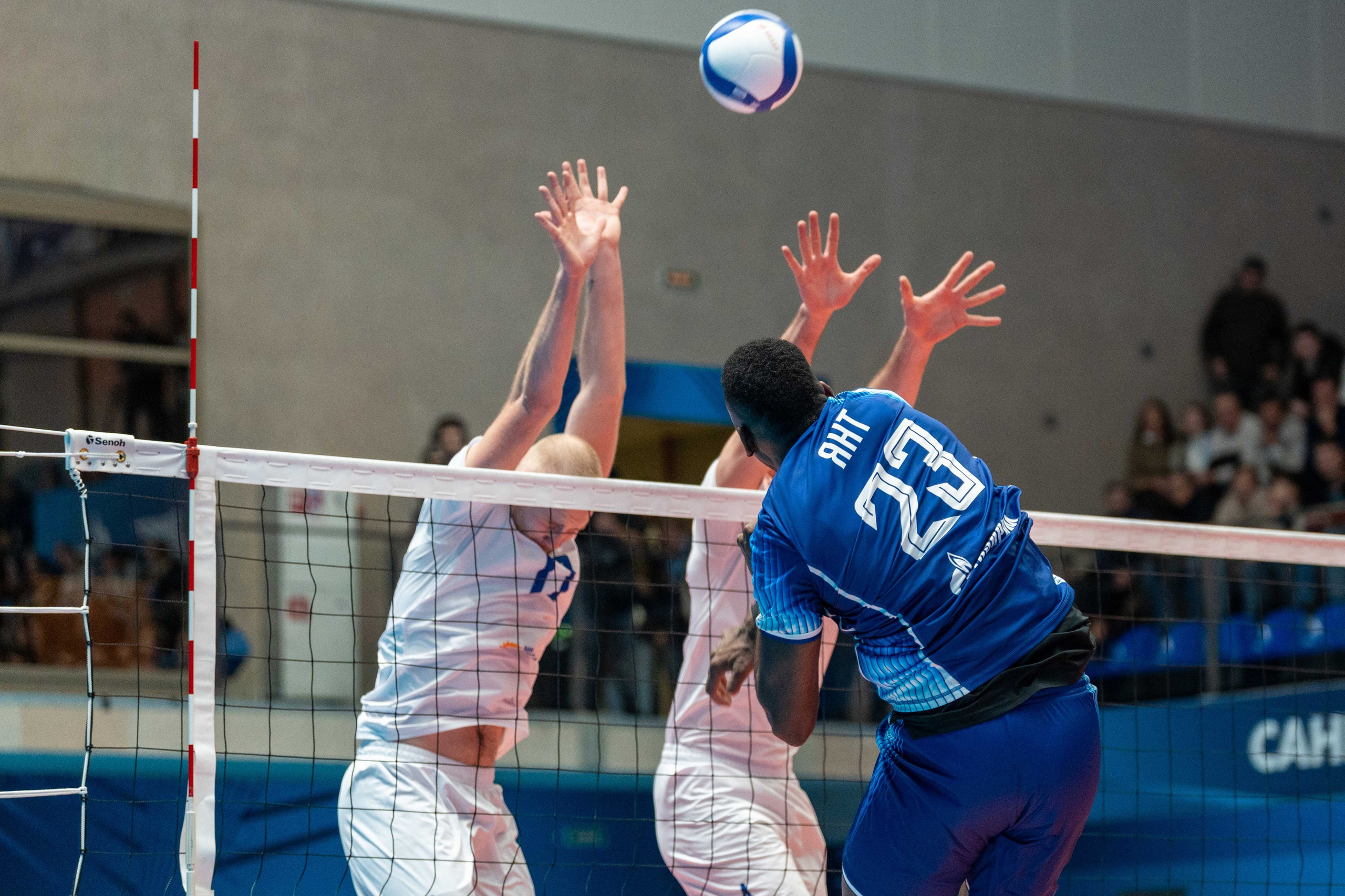 Zenit vs Dinamo-Ural volleyball: match photography | sports photographer Saint Petersburg. Sports Photographer in Saint Petersburg | Anton Hauff