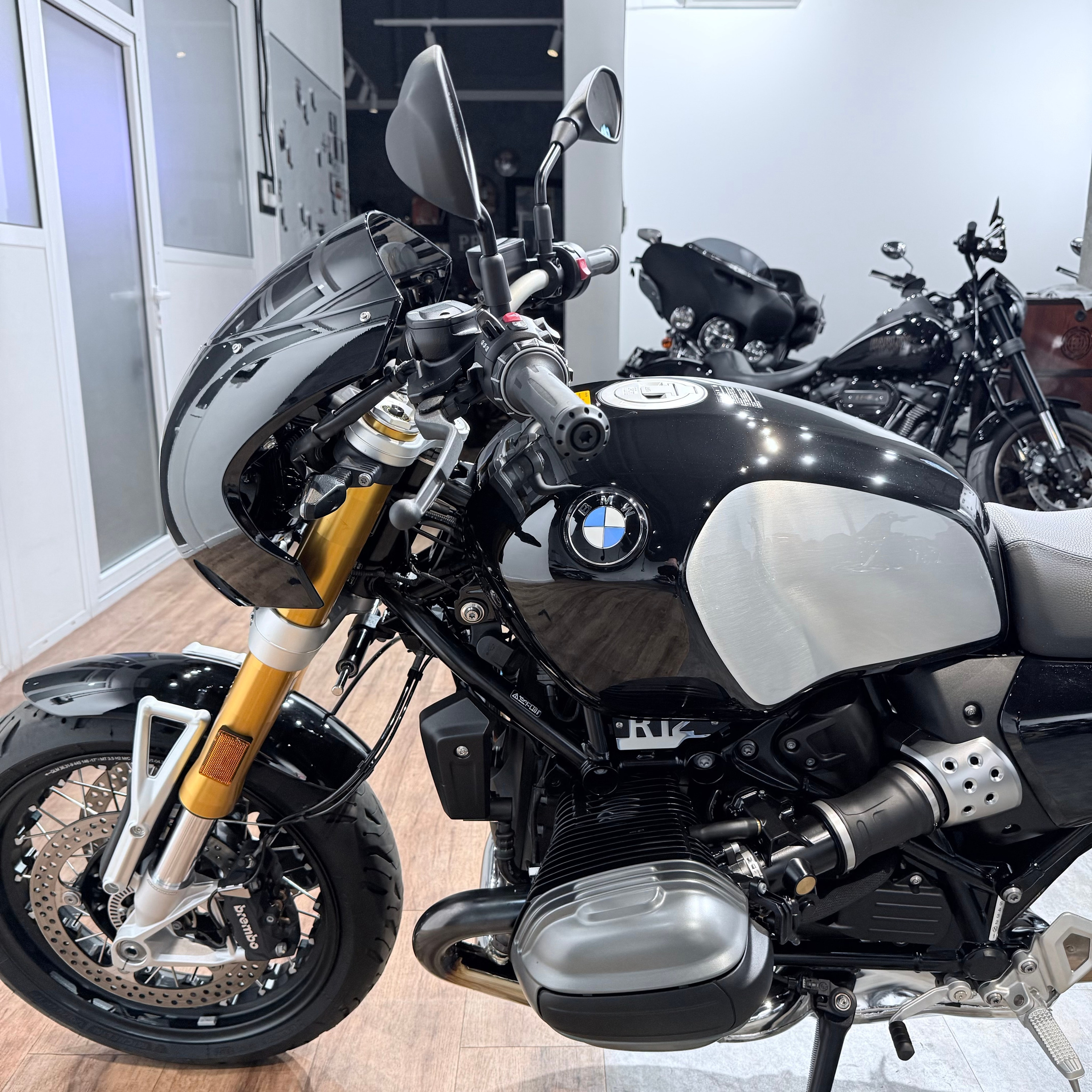 2025 BMW R12 R Nine T Blасk Stоrm. Hello Davidson, Москва. Только хорошие мотоциклы…