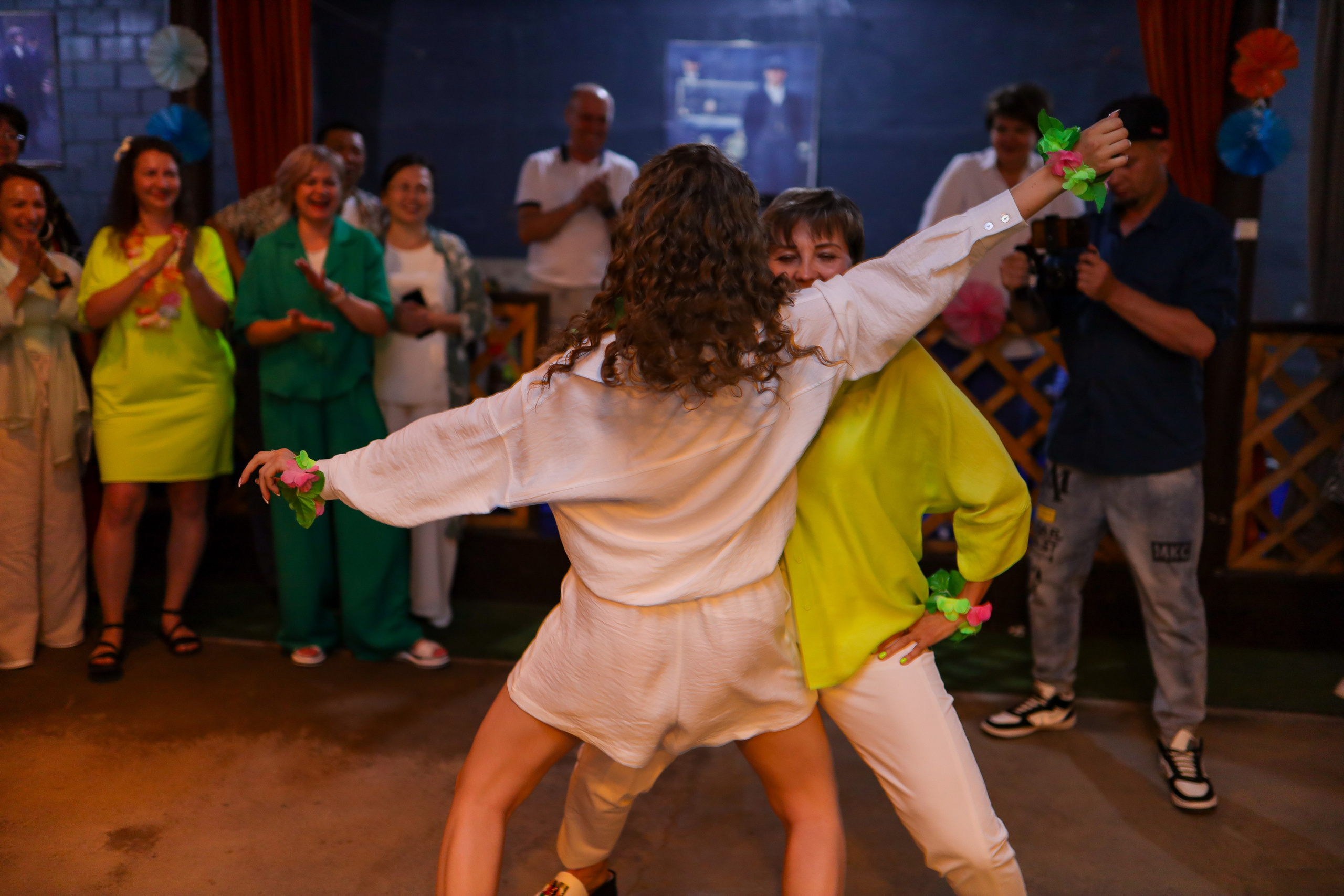 Выпускники. Фотограф в Жезказгане. Графический дизайнер