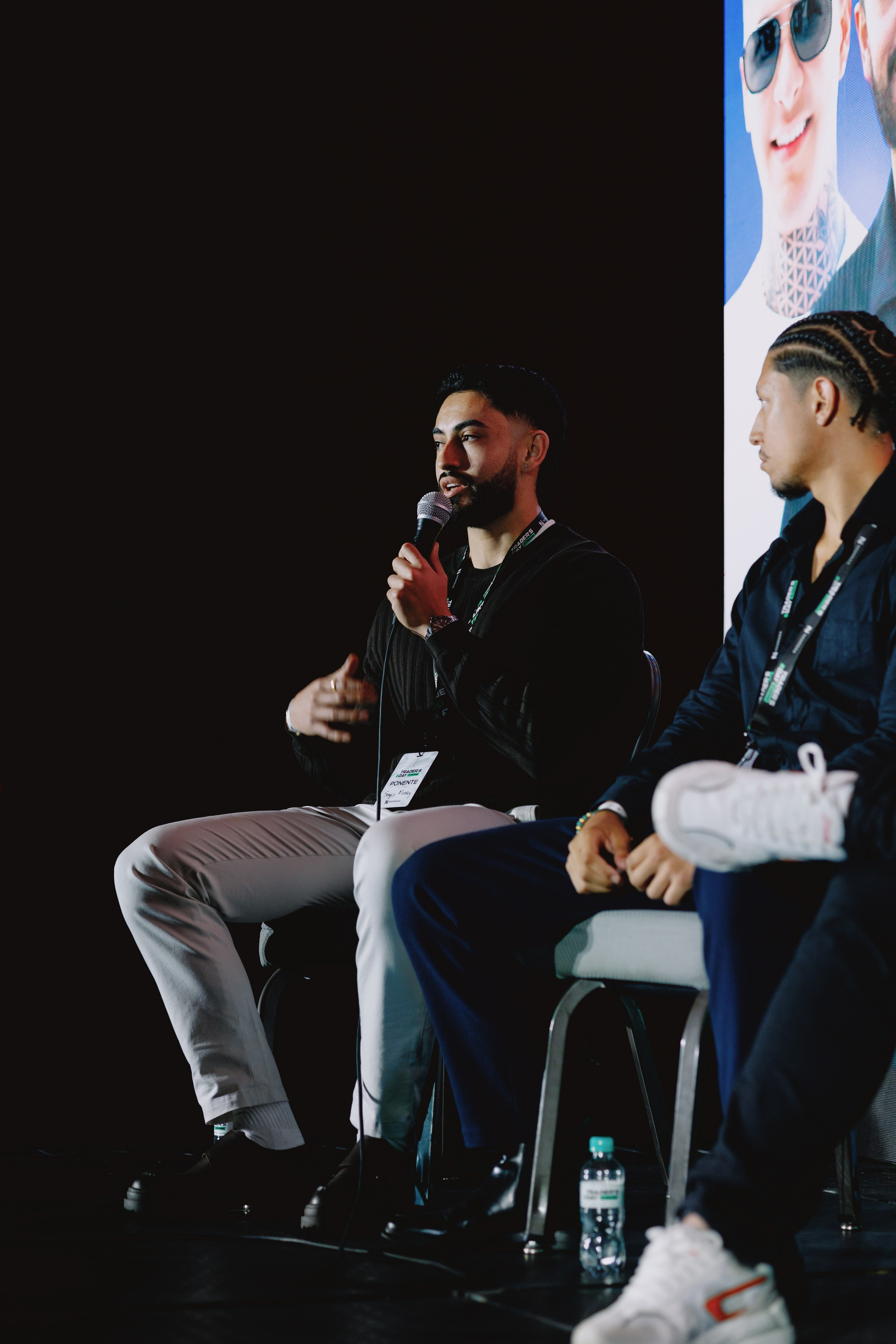 TRADERS DAY By NeomAAA Medellin. NeomAAA Funds Gallery