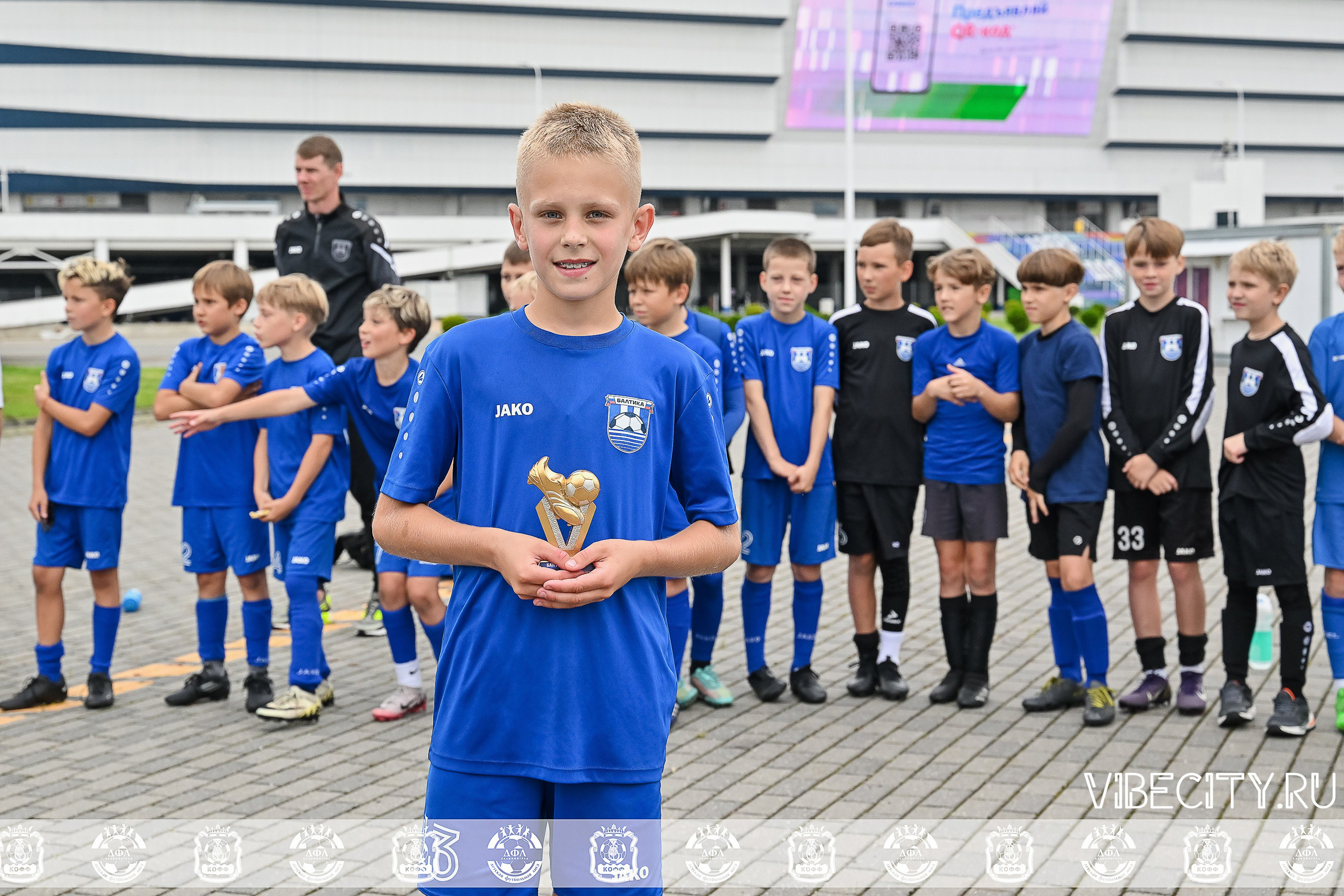 Калининградская Детская Футбольная Лига. VIBECITY.RU Вайб Сити Ру Фоторепортажи Фотоотчеты Калининград