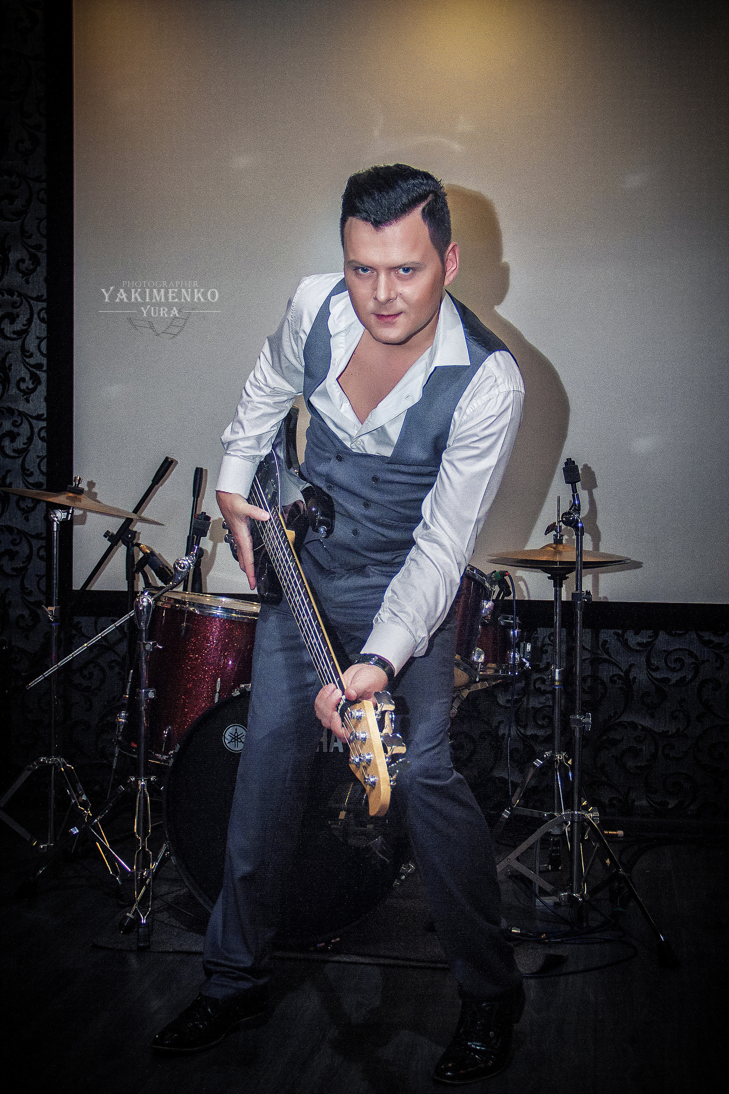 ✓ Индивидуальная фотосессия певца Виталия Сычёва. Фотограф Юрий Якименко. Школьный, семейный и свадебный фотограф в Гоме