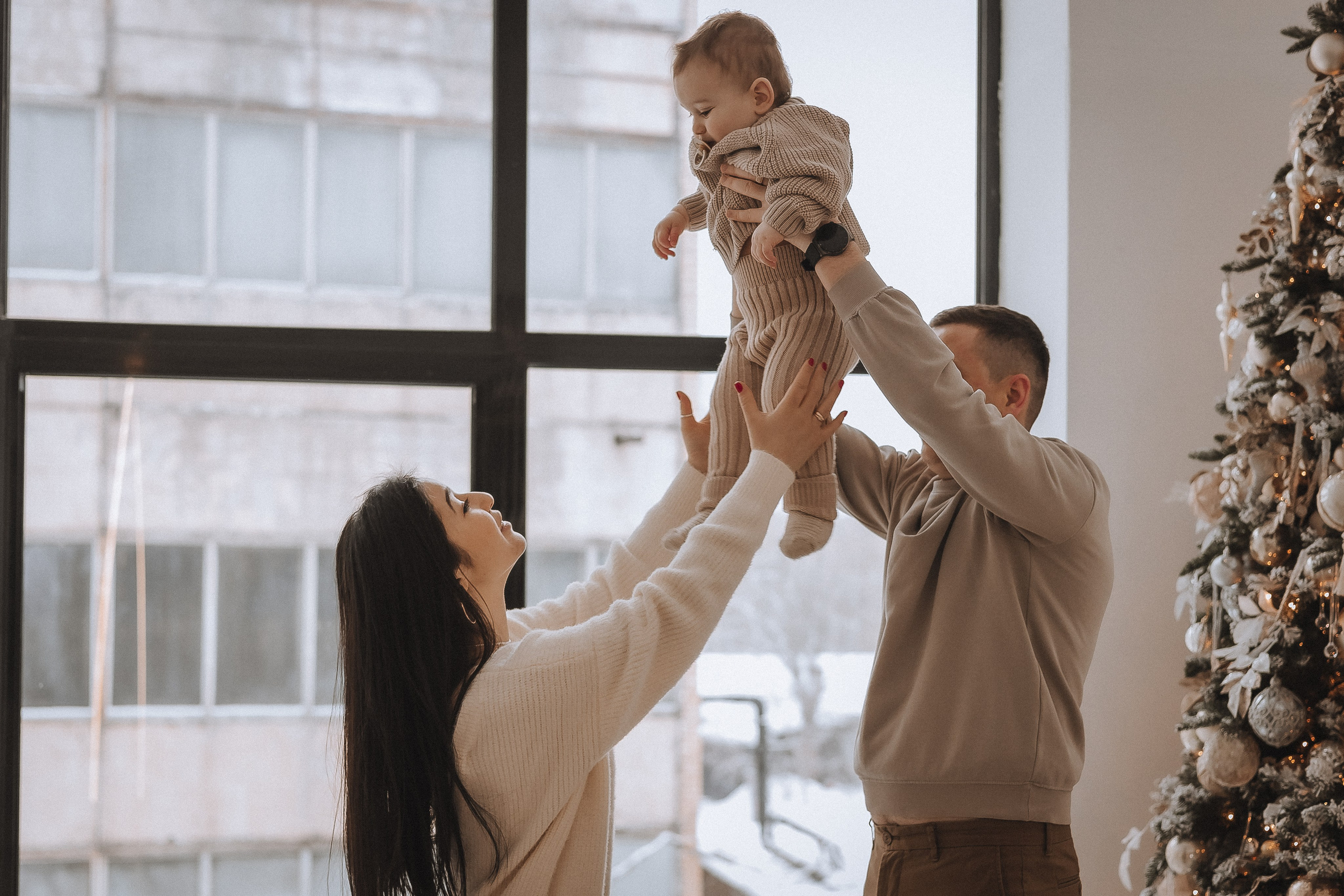 семейная фотосессия в студии с детьми в москве, детская фотосессия в фотостудии в москве, уютные нежные семейные фотосессии в москве, семейная беременная фотосессия в москве с детьми, фотосессия беременности с мужем в москве, светлые фотостудии в москве, стильные семейные фотосессии в москве, фотосессии в стиле lifestyle, фотосессии в стиле лайфстайл в москве, Семейная фотография в москве , семейный фотограф в москве , семейная фотосессия в москве , семья , детская фотография , фотограф , женский портрет , фотосессия , детский портрет , детский фотограф , lovestory , новогодняя фотосессия , детское фото , детская фотосессия , эмоциональные семейные фотосессии в москве, портретная фотография в москве, заказать семейный фотоальбом в москве