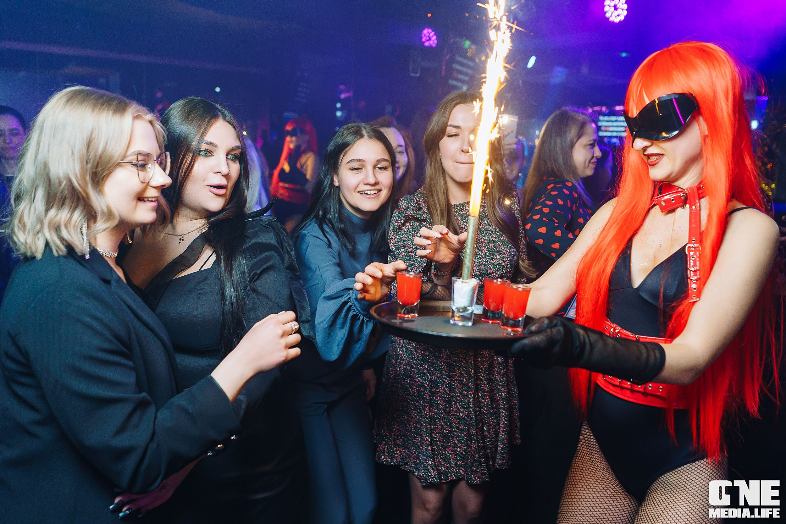 Фоторепортаж из караоке-клуба Эйфория. One Media Life: фоторепортажи, фотоотчеты с мероприятий и заведений