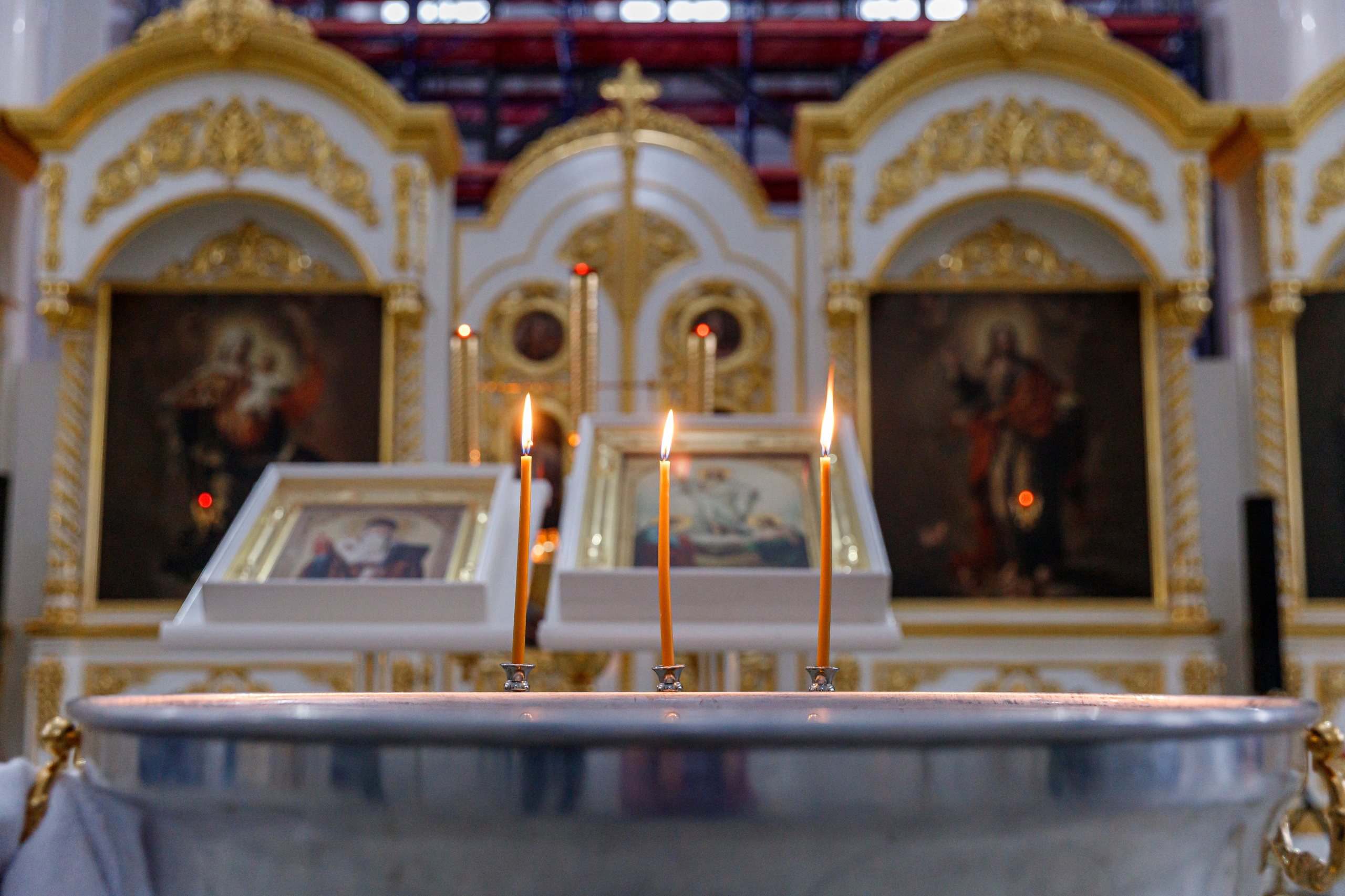 Фотограф на Крещение в Санкт-Петербурге. ФОТОГРАФ РАДОСТИ Фотосессия в студии СПб. Портретный фотограф — Юрий Торлопов