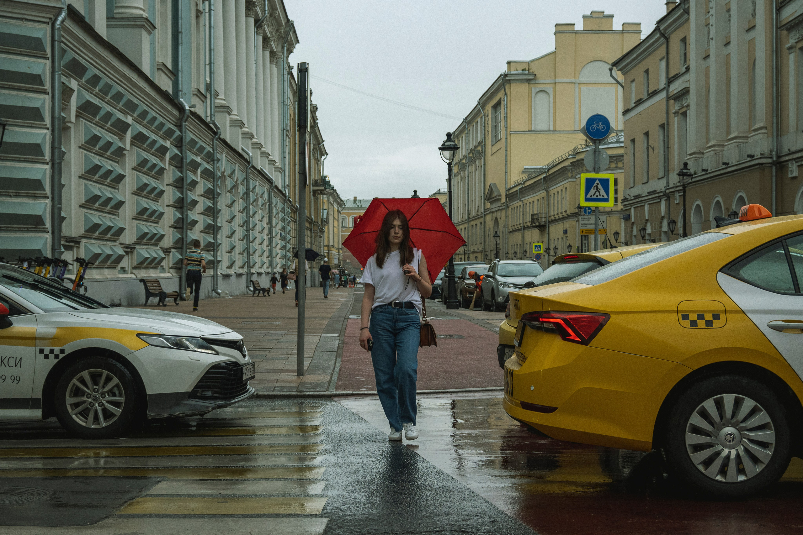 Стритфото. Фото Москва. Москва уличная фотография. Фотограф Роман Адлер