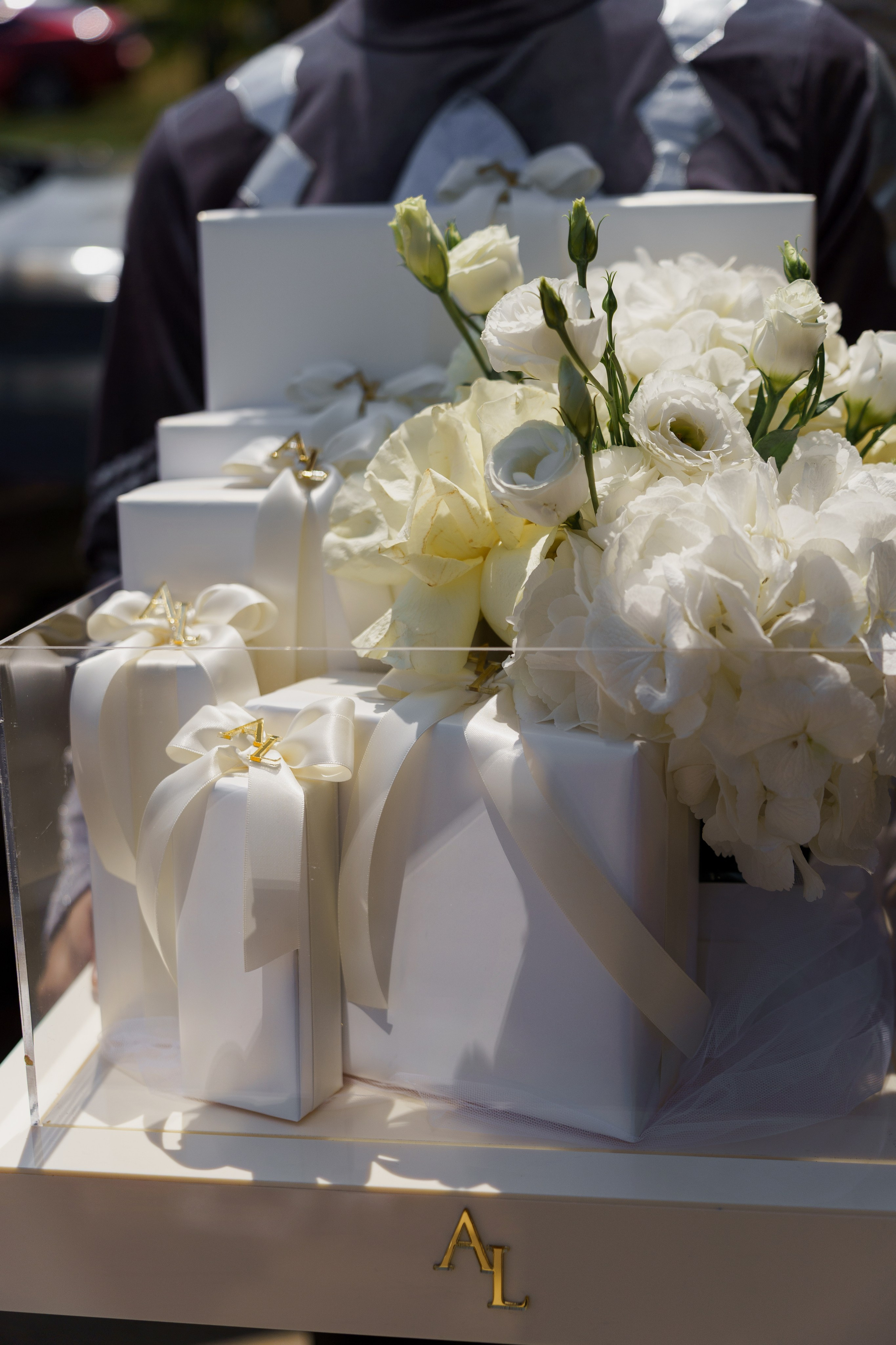 Сватовство в Краснодаре от лучших свадебных фотографов и операторов ТВИНС СТУДИО. ТВИНС СТУДИО — лучшие свадебные фотографы и видеографы в Краснодаре