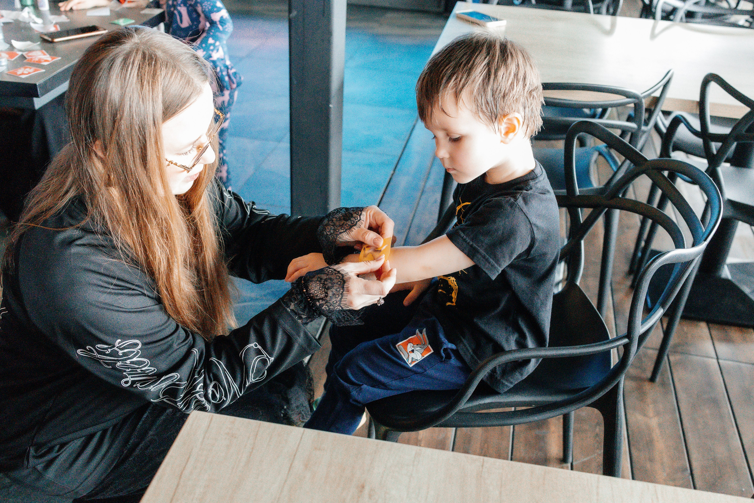 Блеск тату в Лофте. Семейный и детский фотограф в Славгороде Анастасия Винс