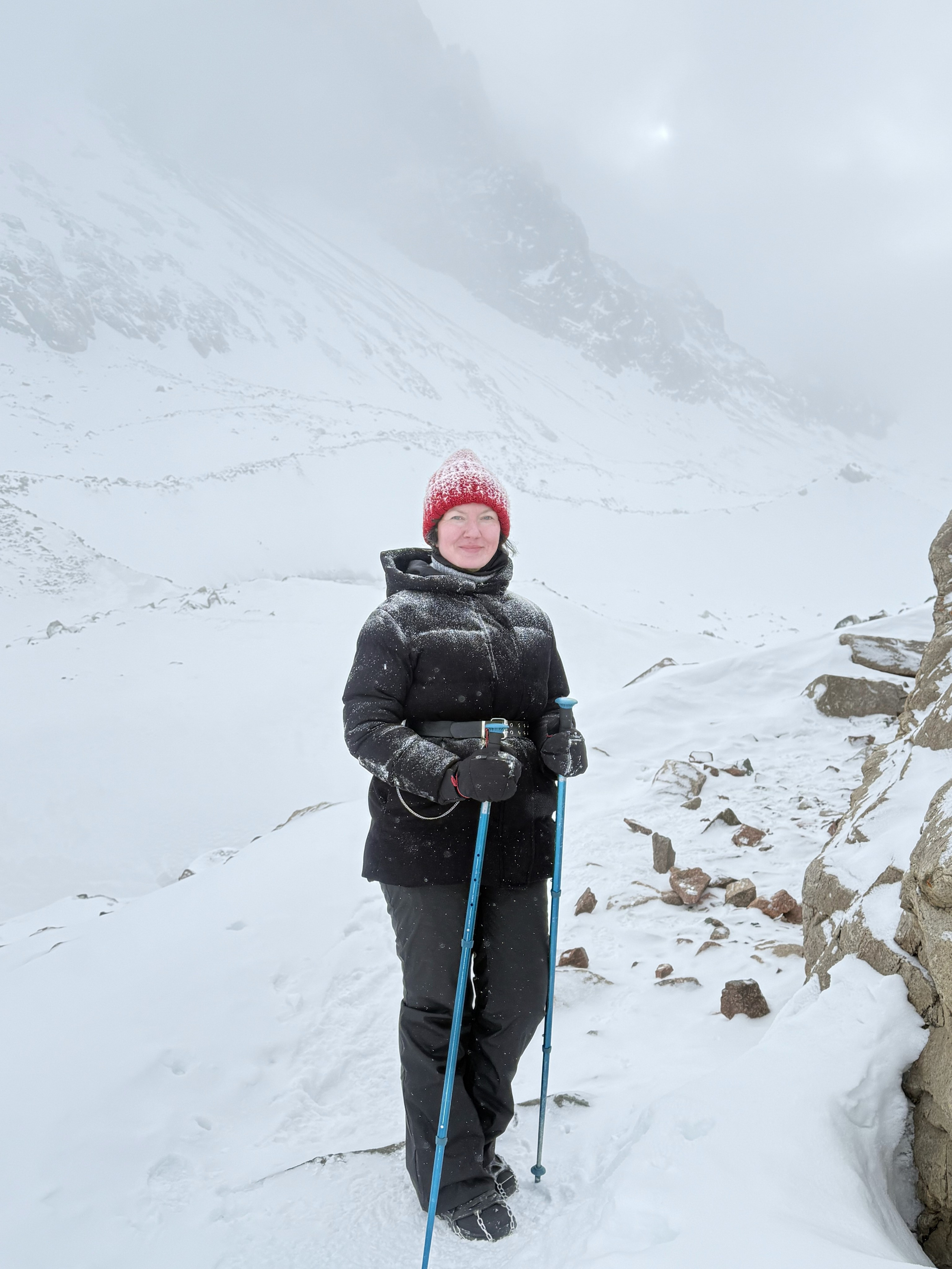 Ледник Богдановича в Алматы, Казахстан