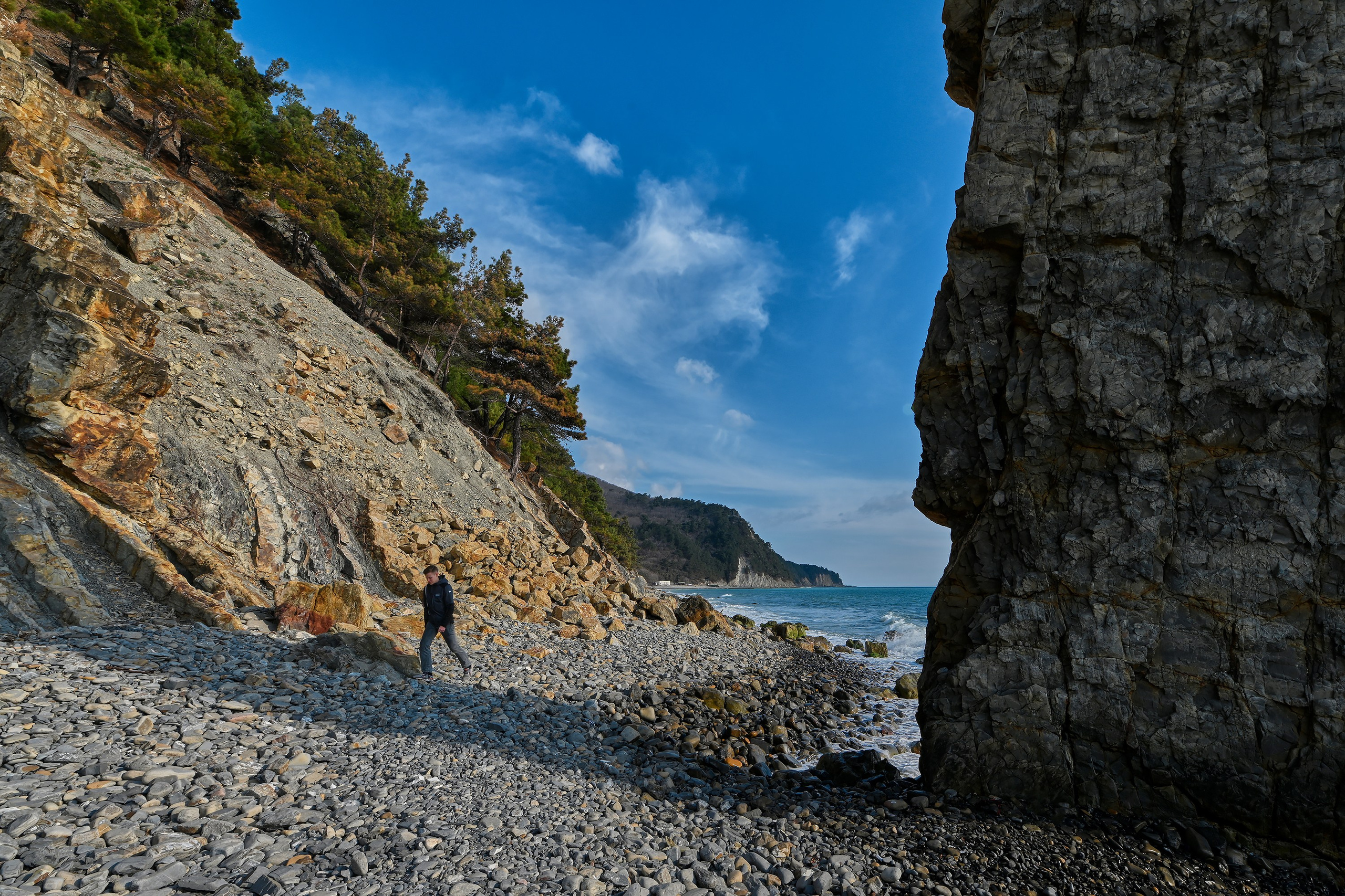 скала Парус, поселок Прасковеевка