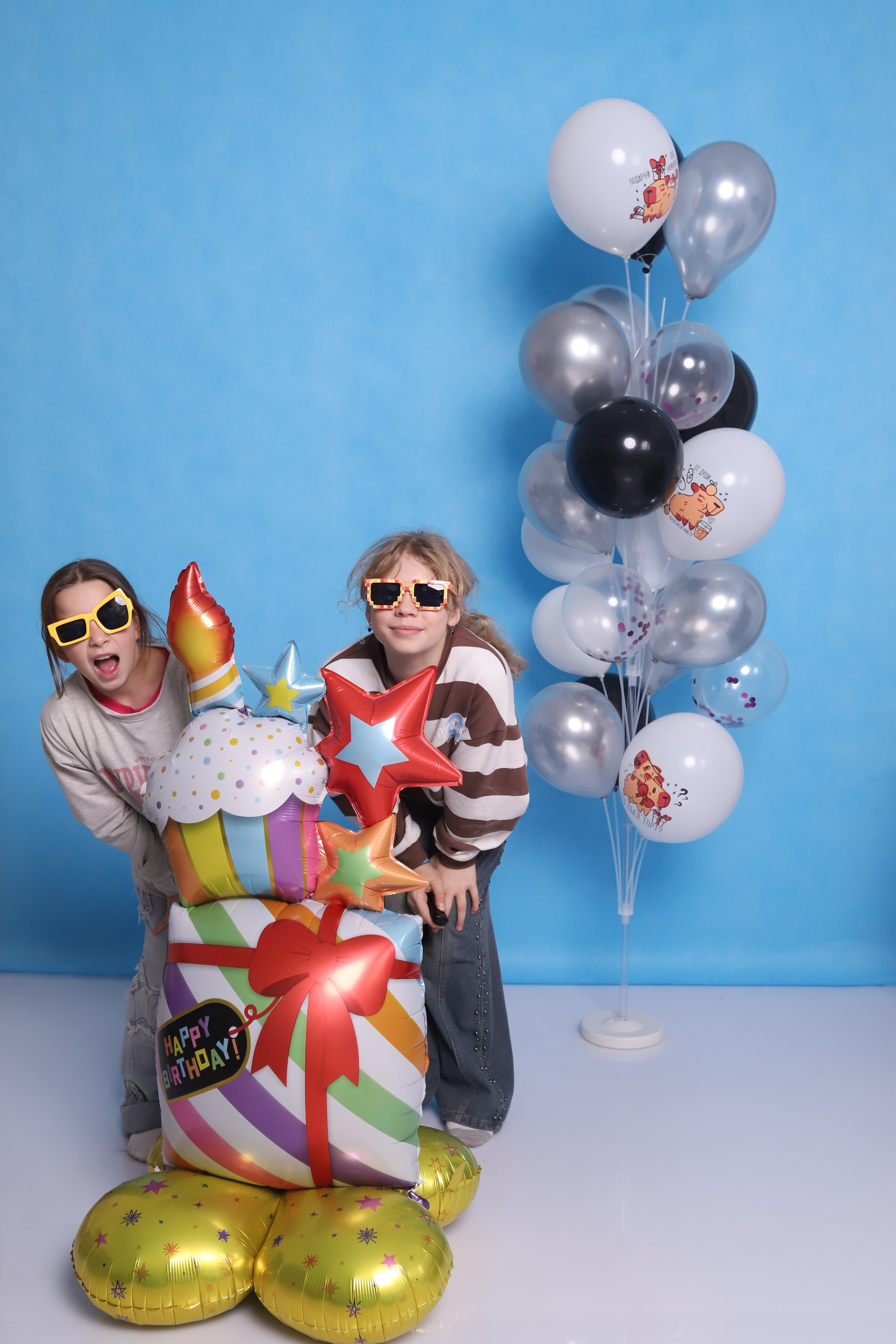 Ваш праздник в «Зеркале». Аренда чайной комнаты. Фотостудия самообслуживания. Студия без фотографа в Твери