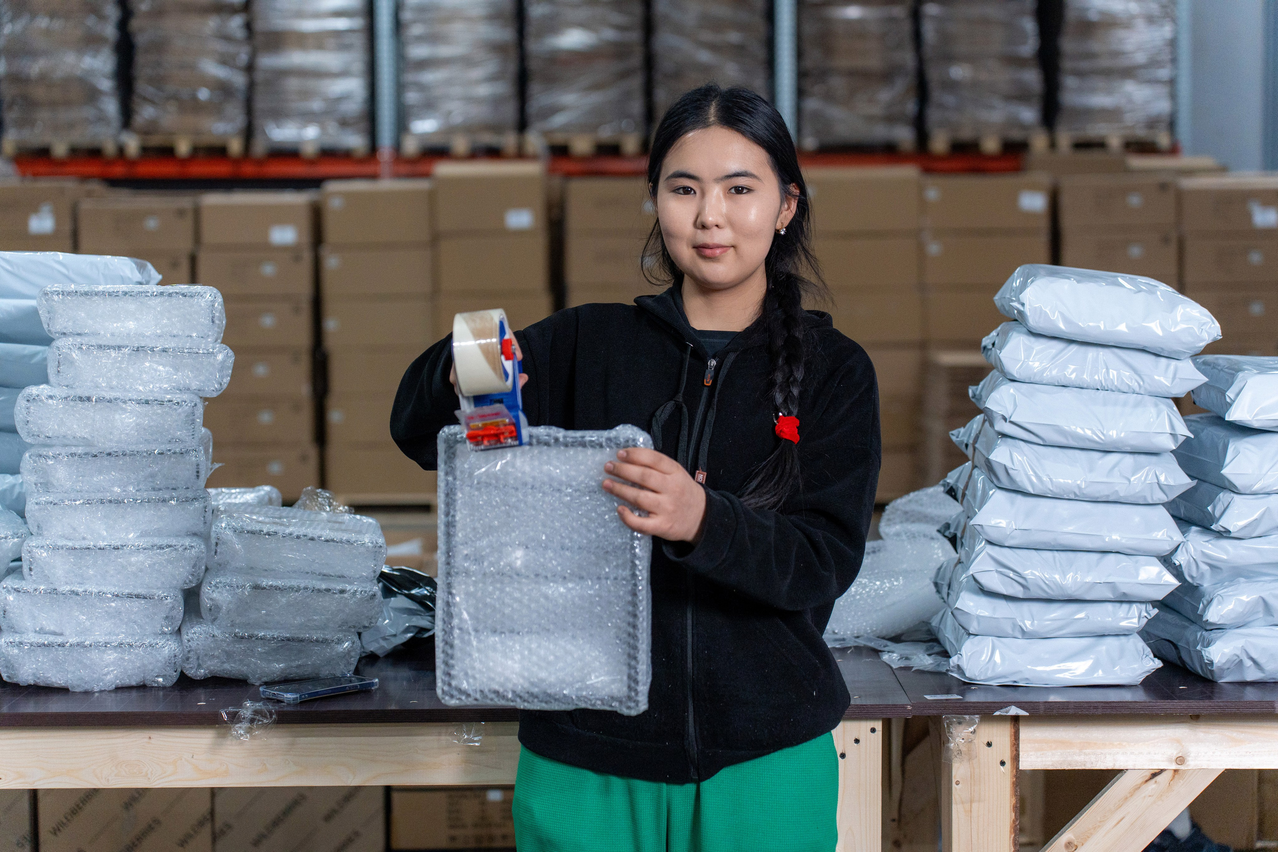 Фотосессия на складе фулфилмента в Фудсити, фотосъемка на складе